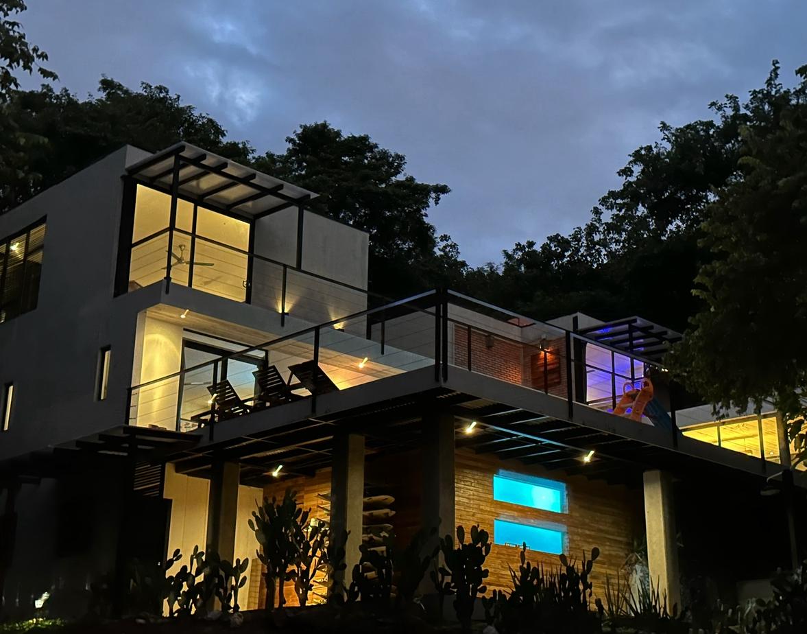 4 bed Single Family Homes For Sale in Playa Potrero, Guanacaste - thumb 5