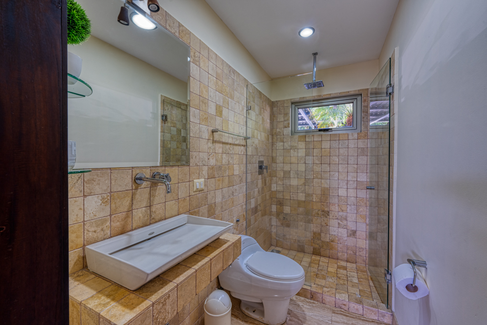 4 bed Single Family Homes For Sale in Uvita, Puntarenas - thumb 24