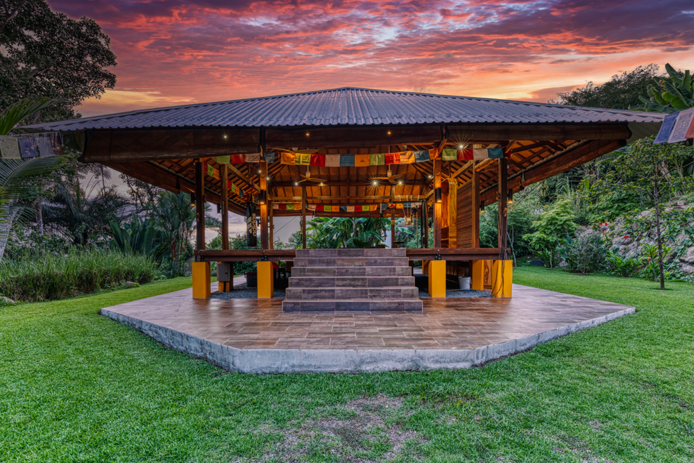 4 bed Single Family Homes For Sale in Uvita, Puntarenas - thumb 4