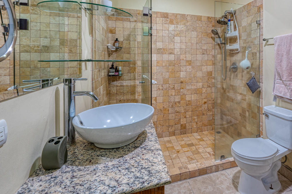 4 bed Single Family Homes For Sale in Uvita, Puntarenas - thumb 28