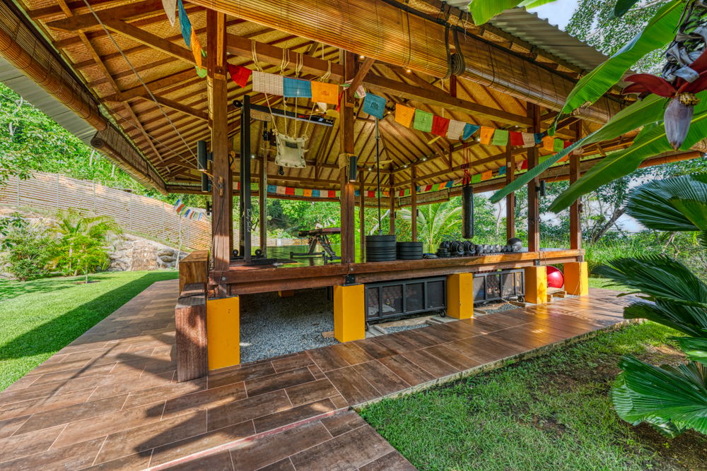 4 bed Single Family Homes For Sale in Uvita, Puntarenas - thumb 18