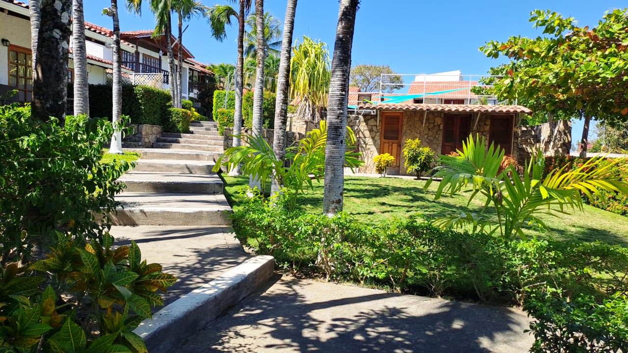 2 bed Condo For Sale in Playa Naranjo, Puntarenas - thumb 1