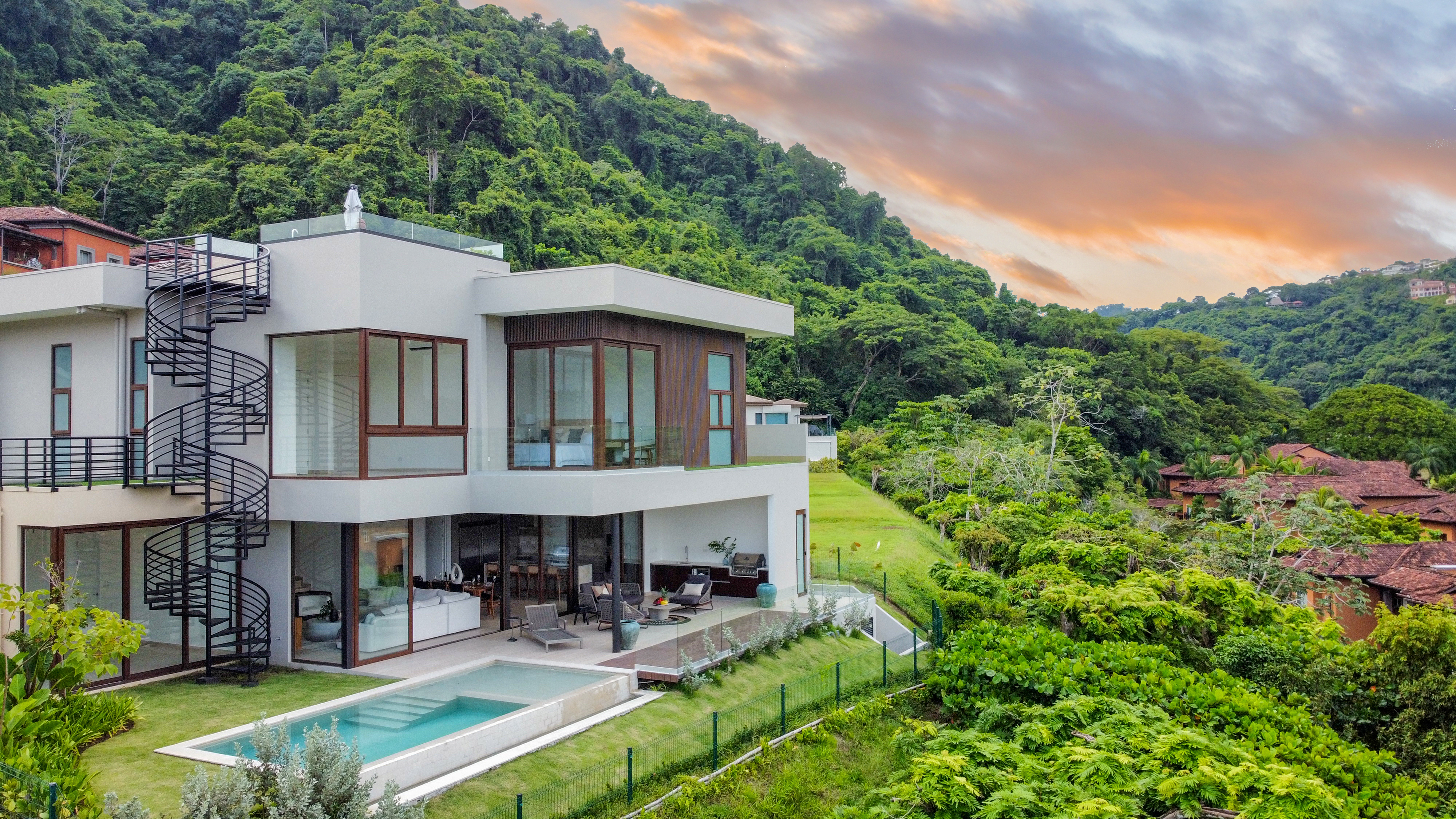 5 bed Single Family Homes For Sale in Los Suenos, Puntarenas - thumb 27