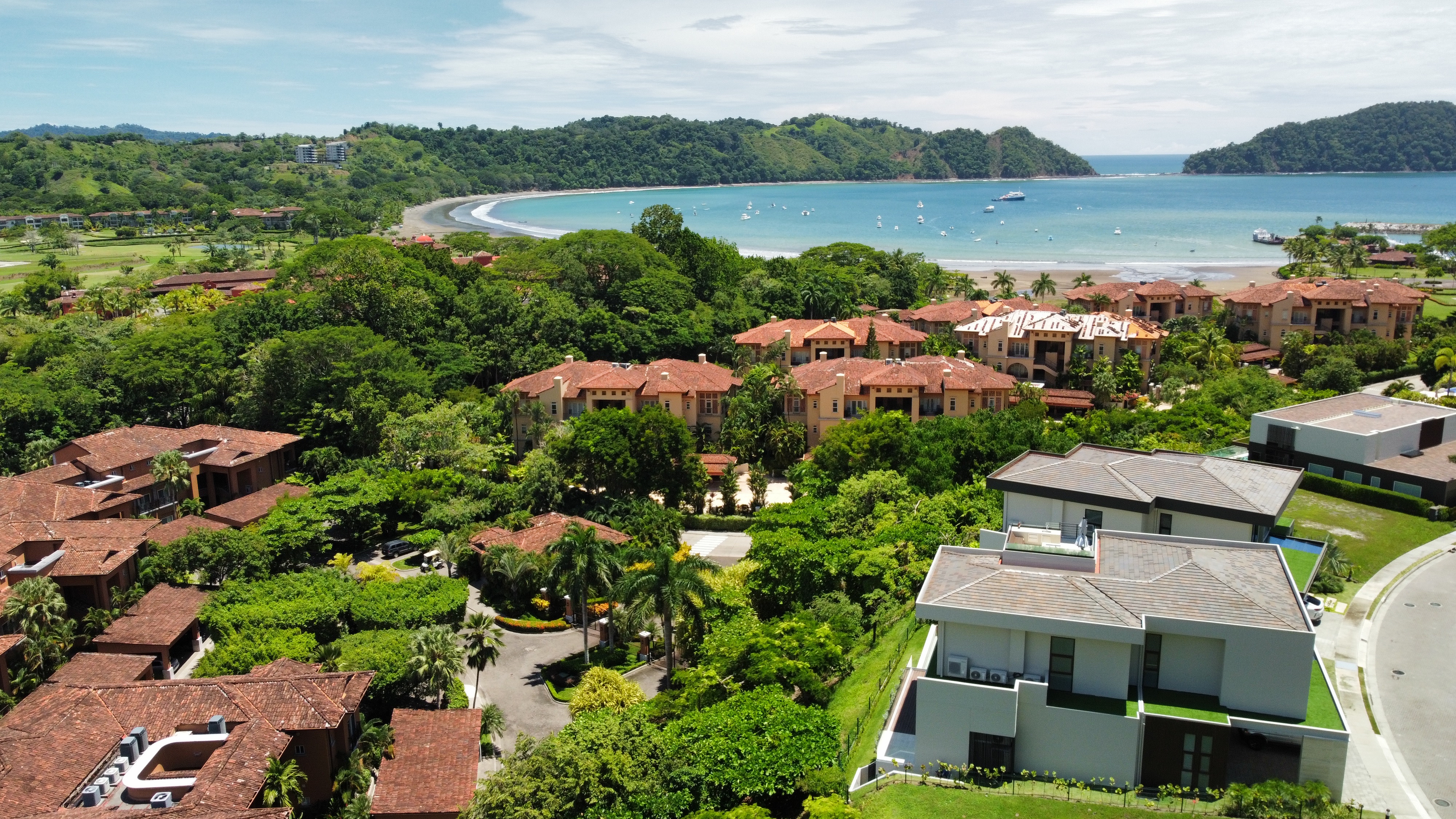 5 bed Single Family Homes For Sale in Los Suenos, Puntarenas - thumb 29