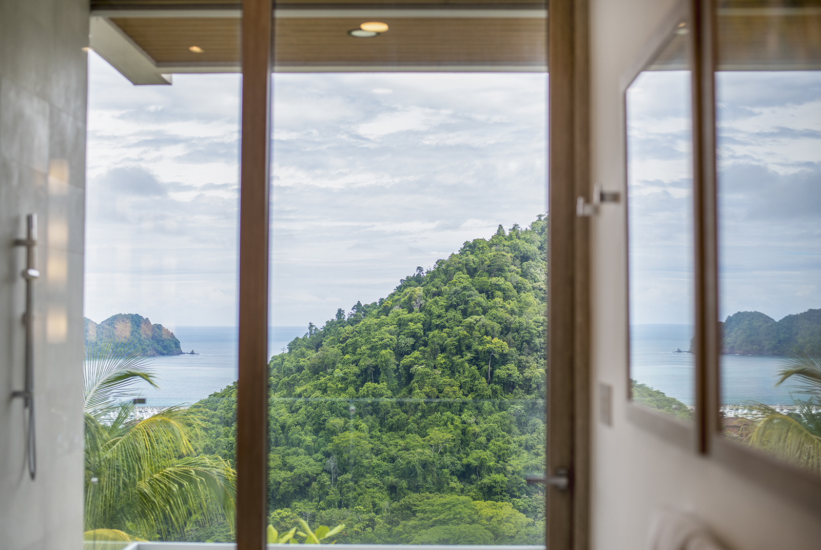 5 bed Single Family Homes For Sale in Los Suenos, Puntarenas - thumb 27