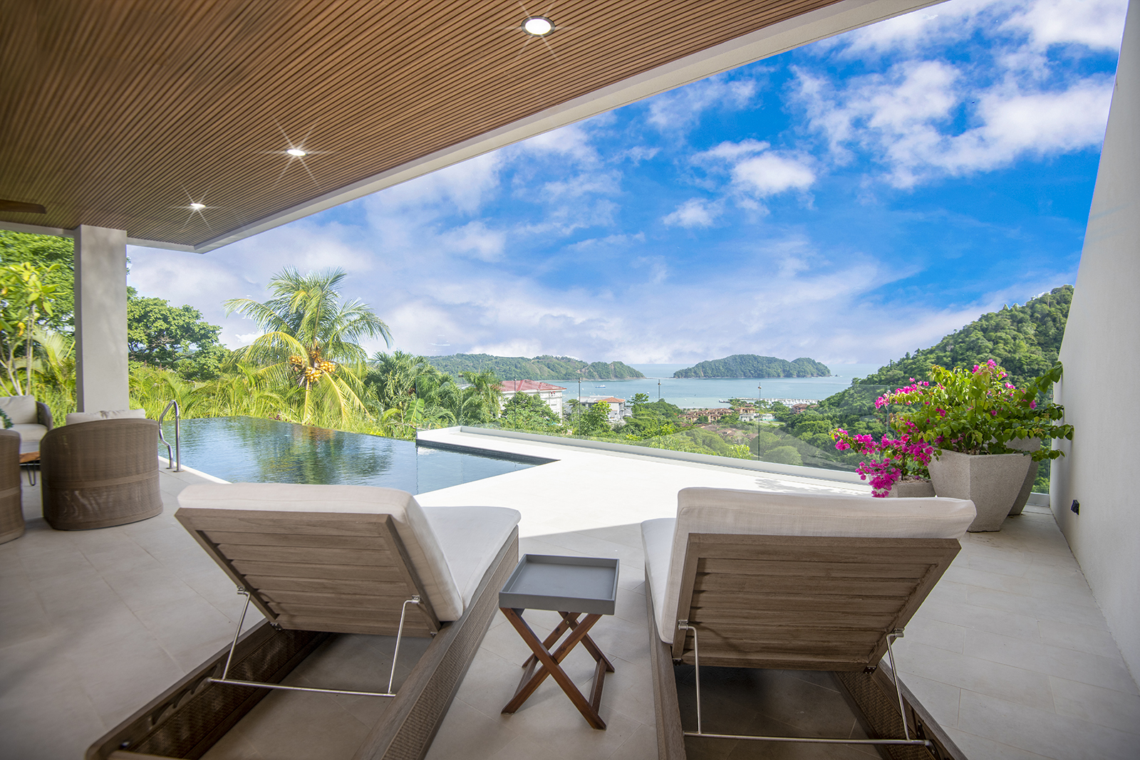 5 bed Single Family Homes For Sale in Los Suenos, Puntarenas - thumb 6