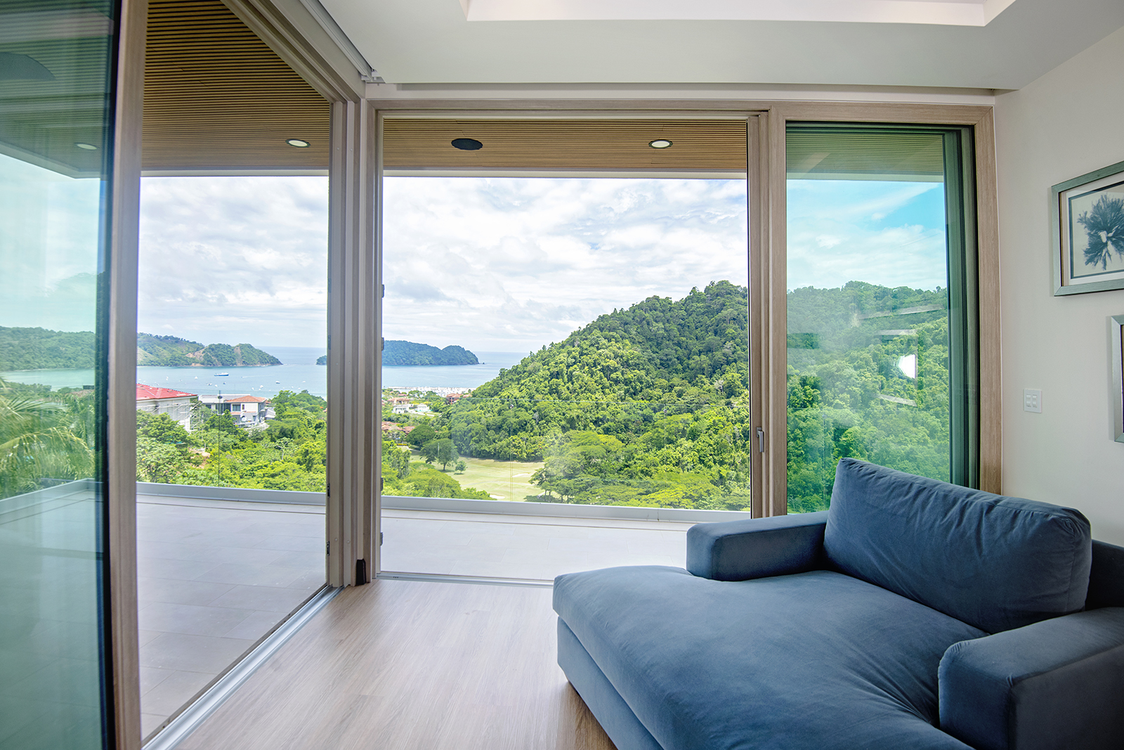 5 bed Single Family Homes For Sale in Los Suenos, Puntarenas - thumb 15