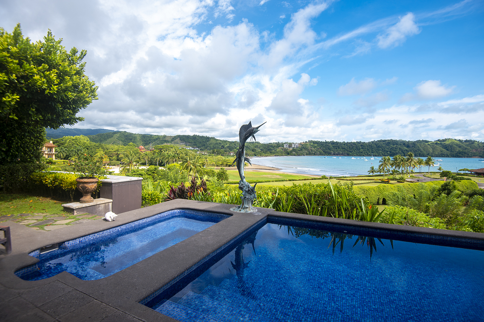 4 bed Single Family Homes For Sale in Herradura, Puntarenas - thumb 29