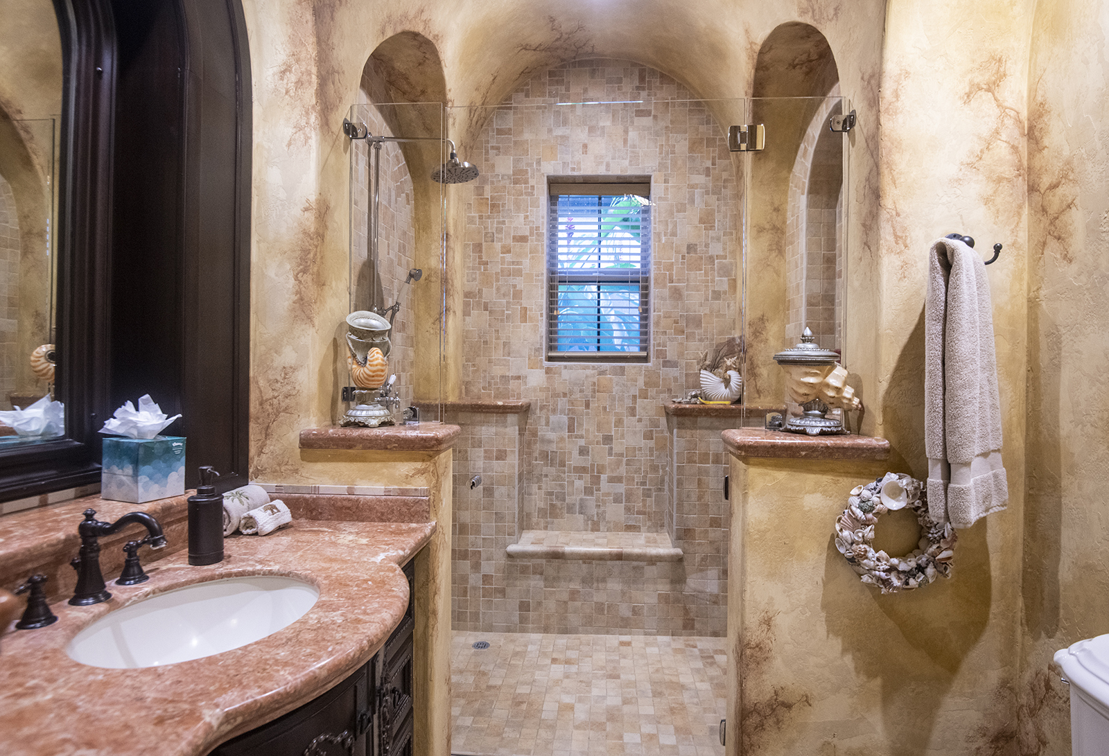 4 bed Single Family Homes For Sale in Herradura, Puntarenas - thumb 14