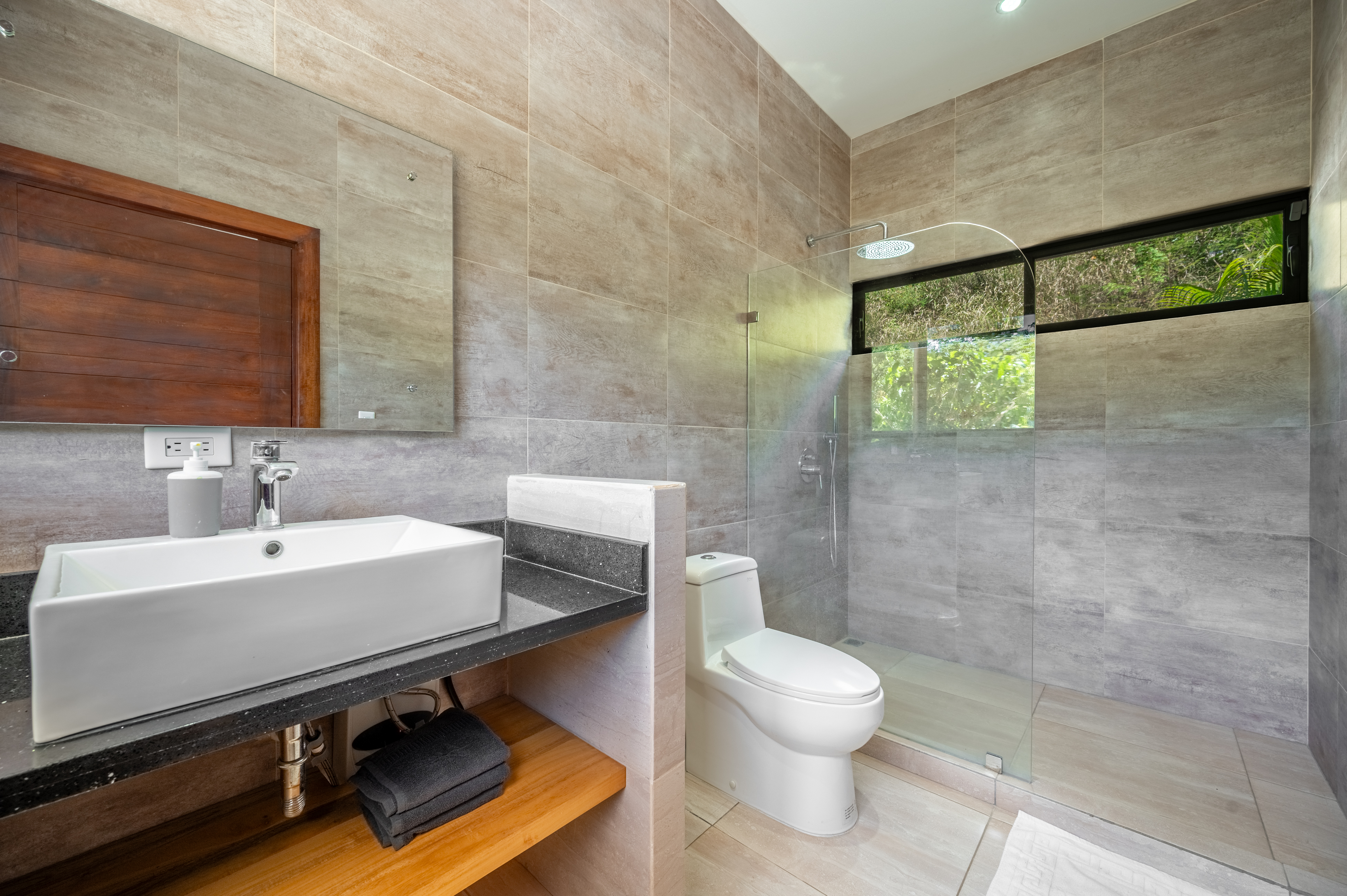 2 bed Single Family Homes For Sale in Tamarindo, Guanacaste - thumb 16