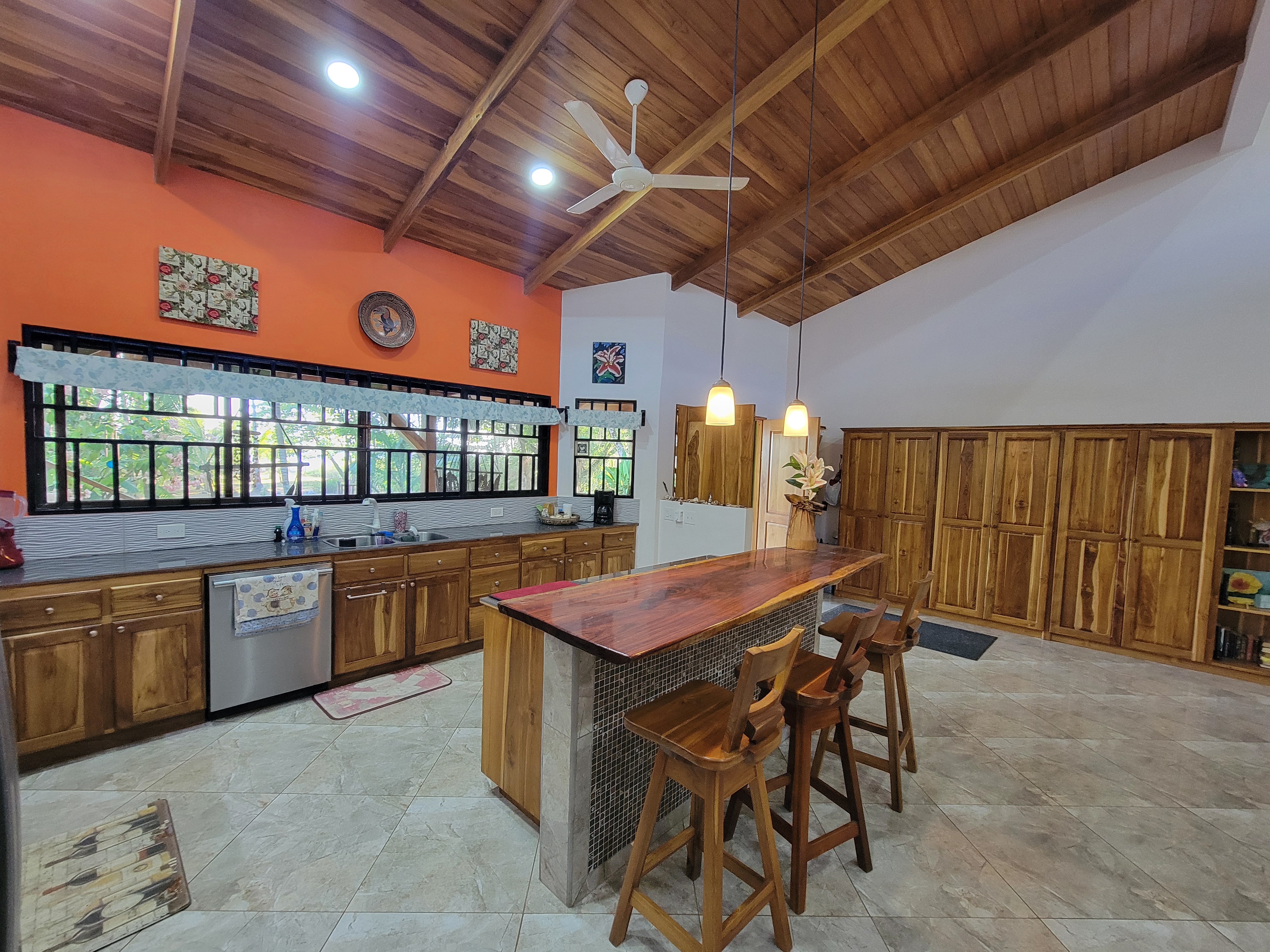 3 bed Single Family Homes For Sale in Palo Seco, Puntarenas - thumb 1