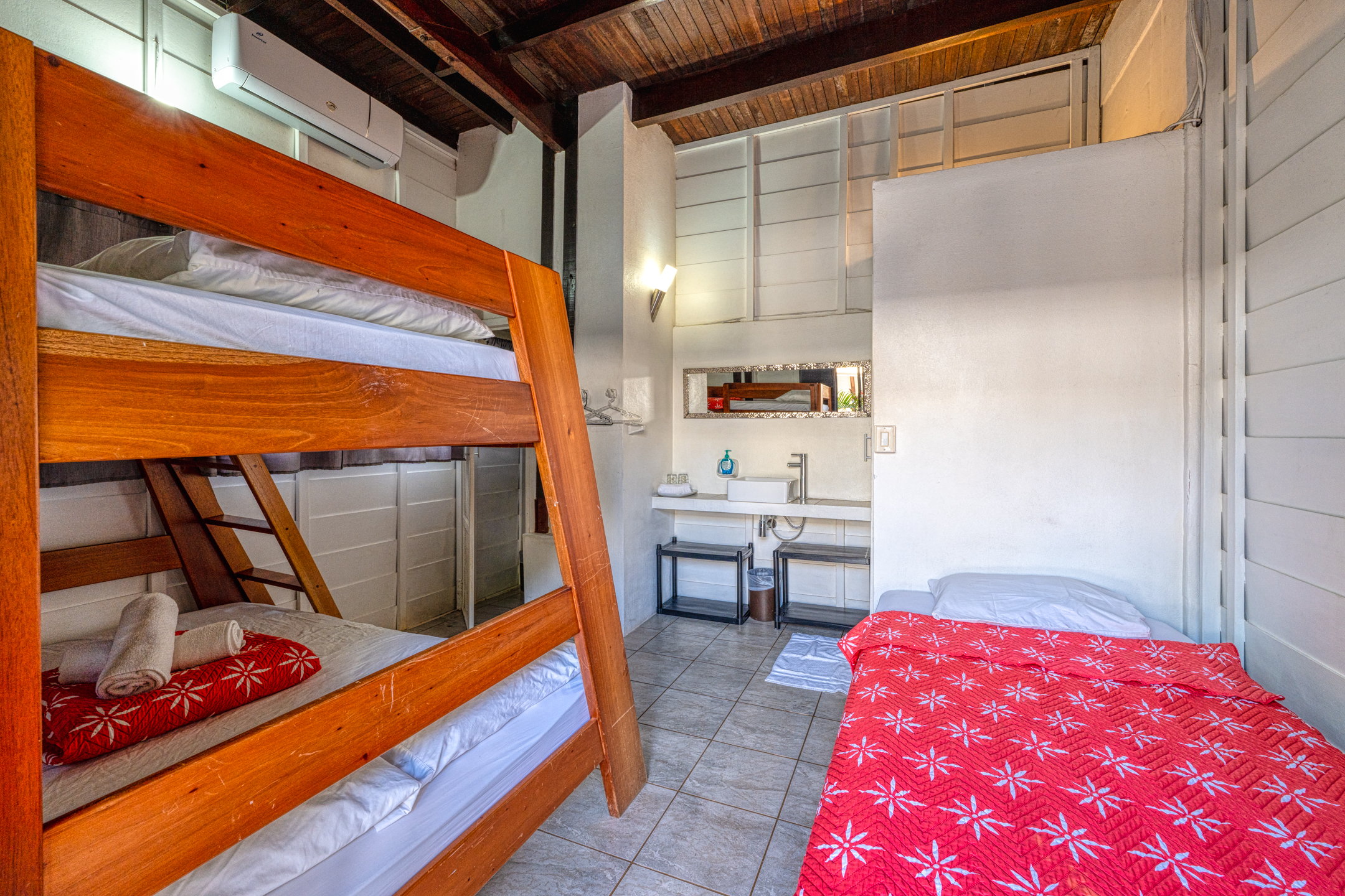 8 bed Hotel / Leisure For Sale in Uvita, Puntarenas - thumb 25