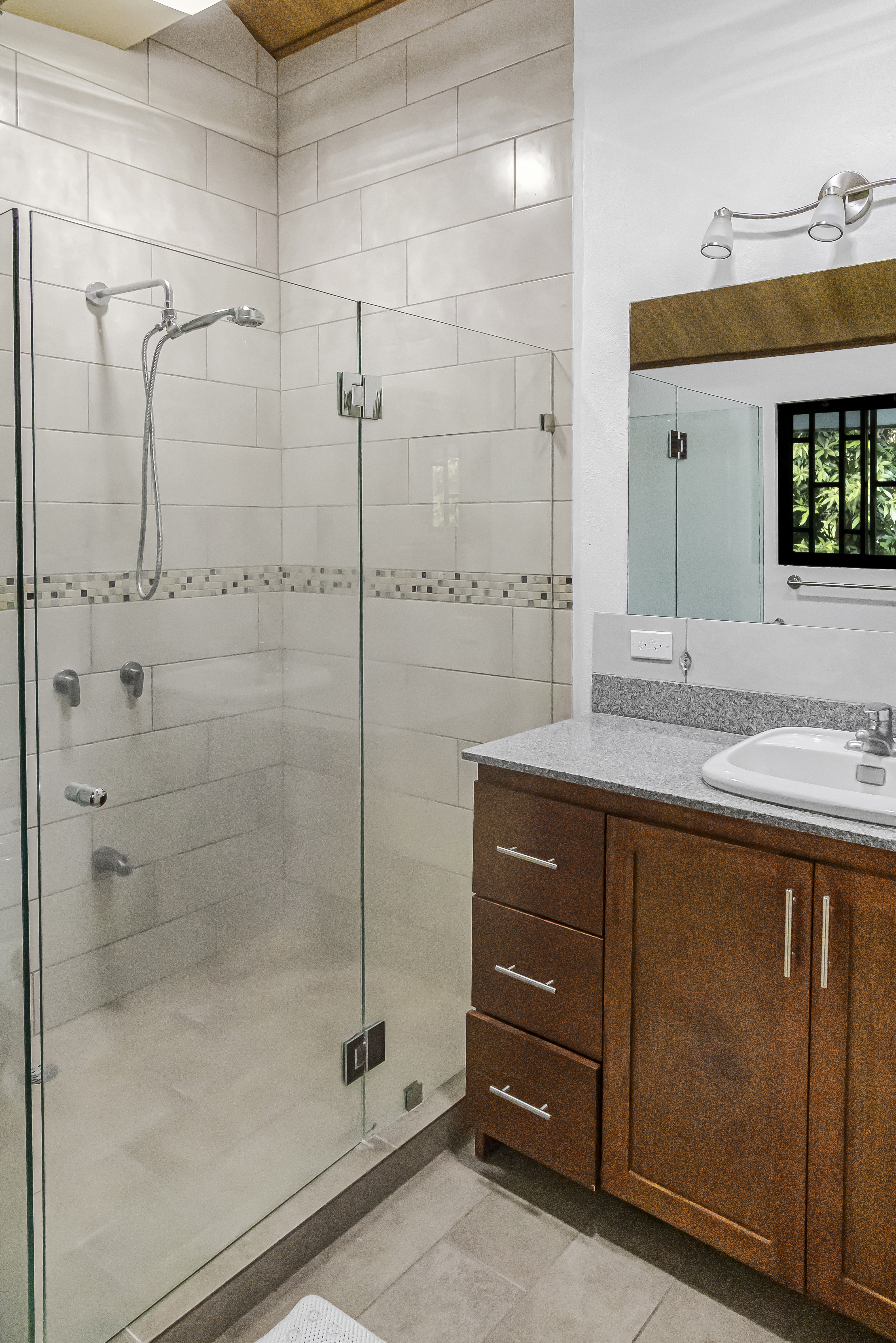 2 bed Condo For Sale in Playas Del Coco, Guanacaste - thumb 8