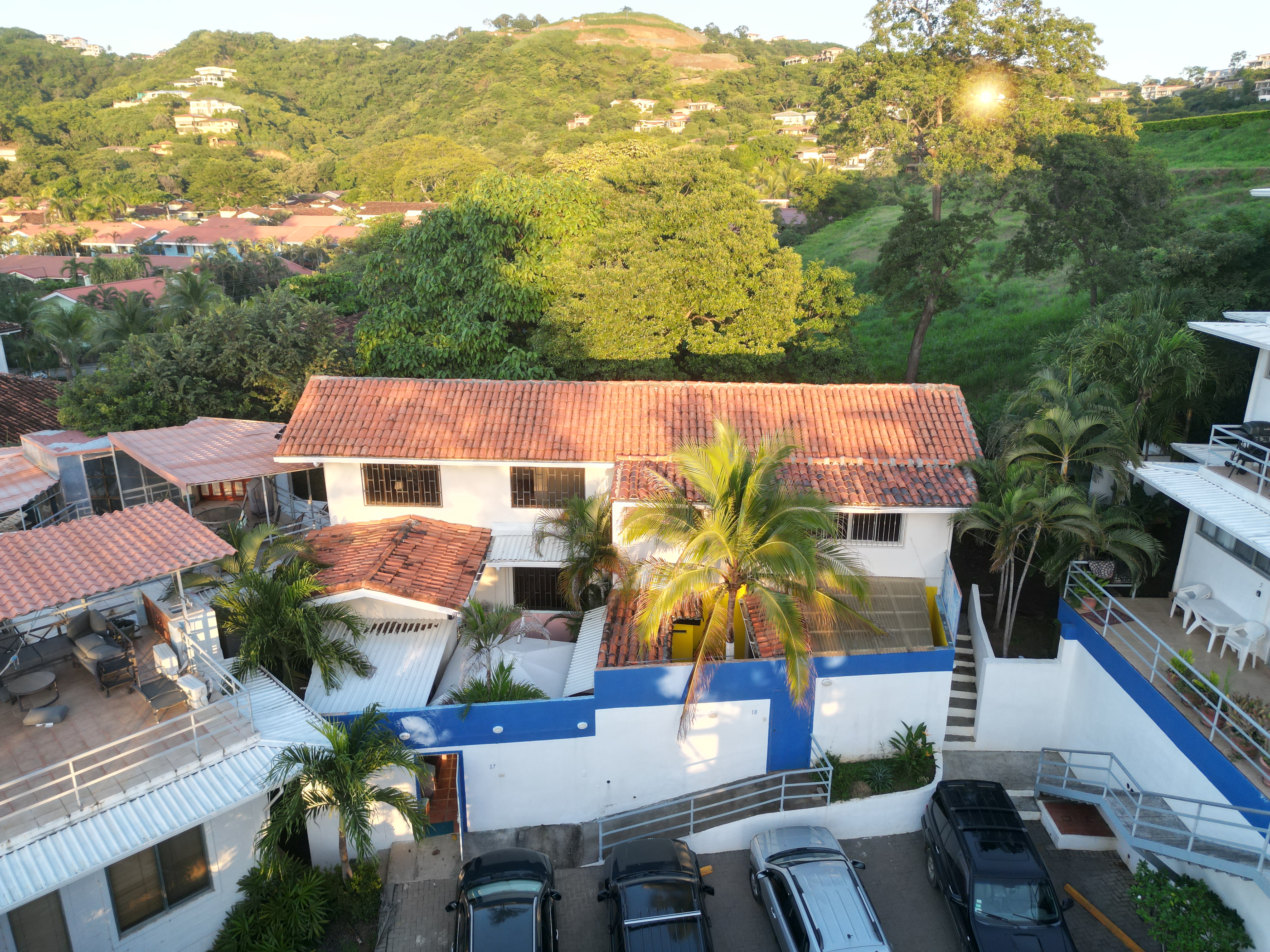 2 bed Condo For Sale in Playas Del Coco, Guanacaste - thumb 3