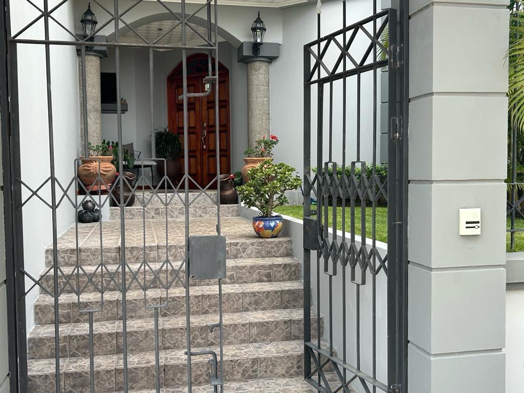 4 bed Single Family Homes For Sale in Alajuela, Alajuela - thumb 4