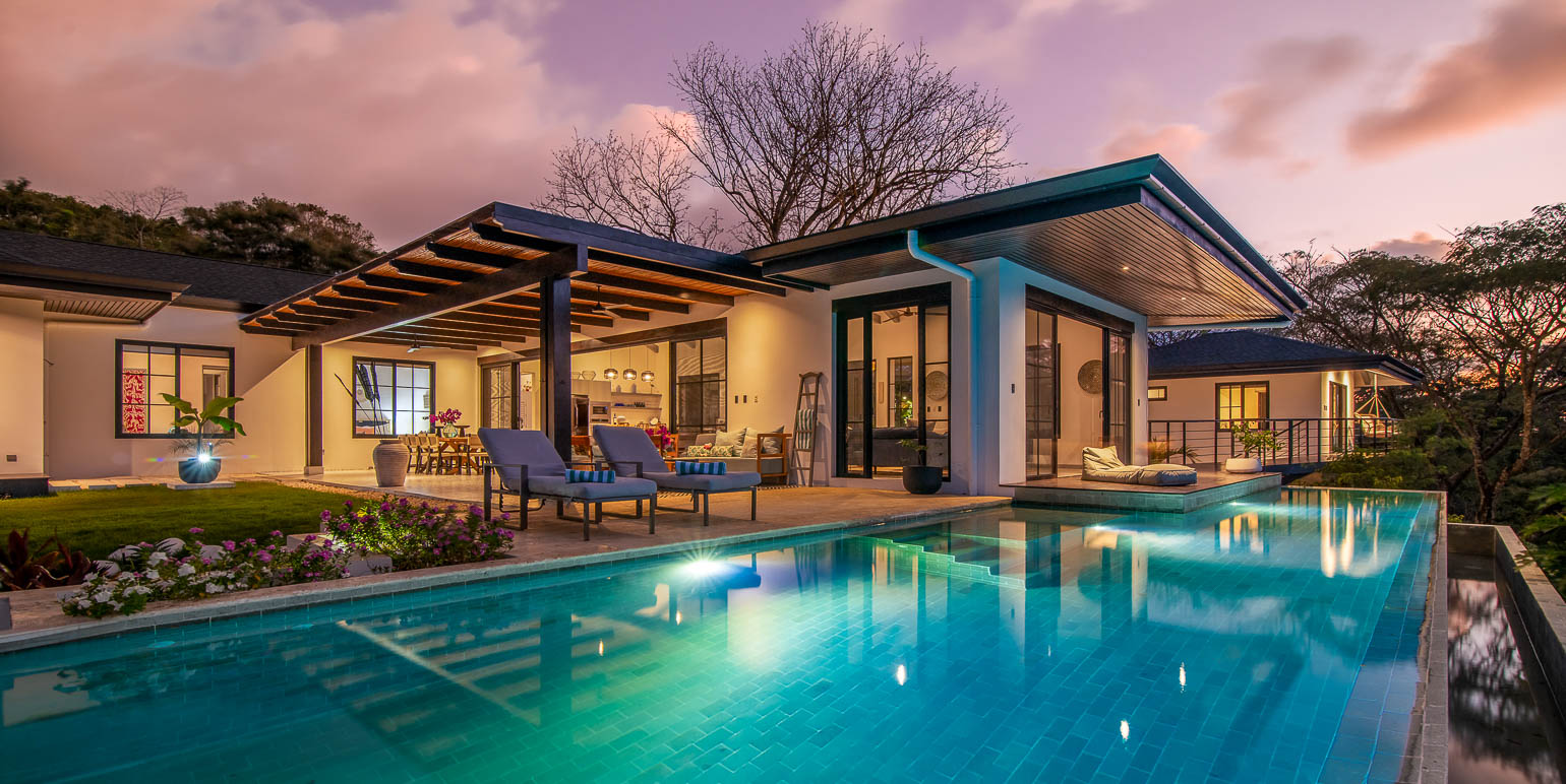 5 bed Single Family Homes For Sale in Playa Hermosa Santa Teresa, Puntarenas - thumb 1