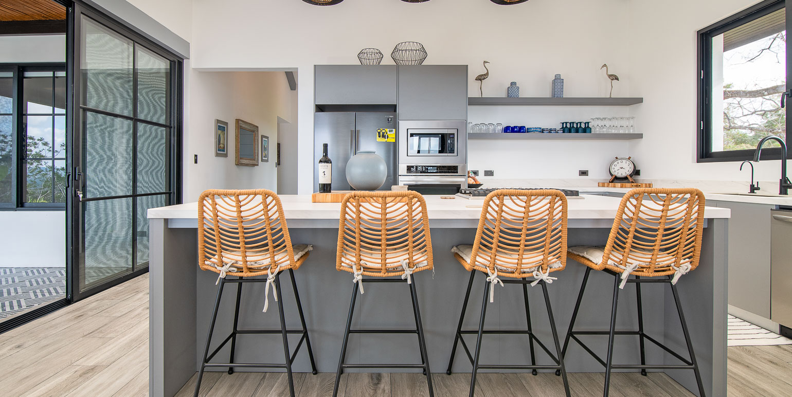 5 bed Single Family Homes For Sale in Playa Hermosa Santa Teresa, Puntarenas - thumb 8