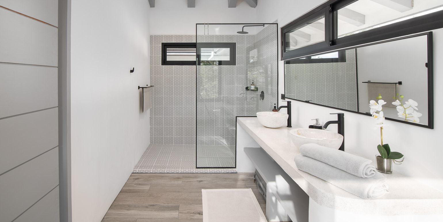 5 bed Single Family Homes For Sale in Playa Hermosa Santa Teresa, Puntarenas - thumb 23