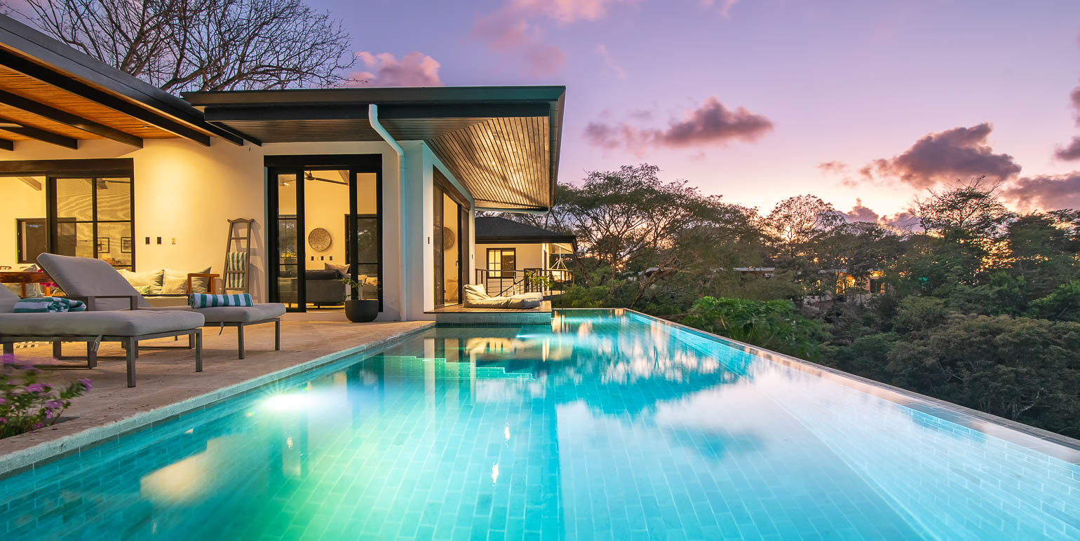 5 bed Single Family Homes For Sale in Playa Hermosa Santa Teresa, Puntarenas - thumb 2