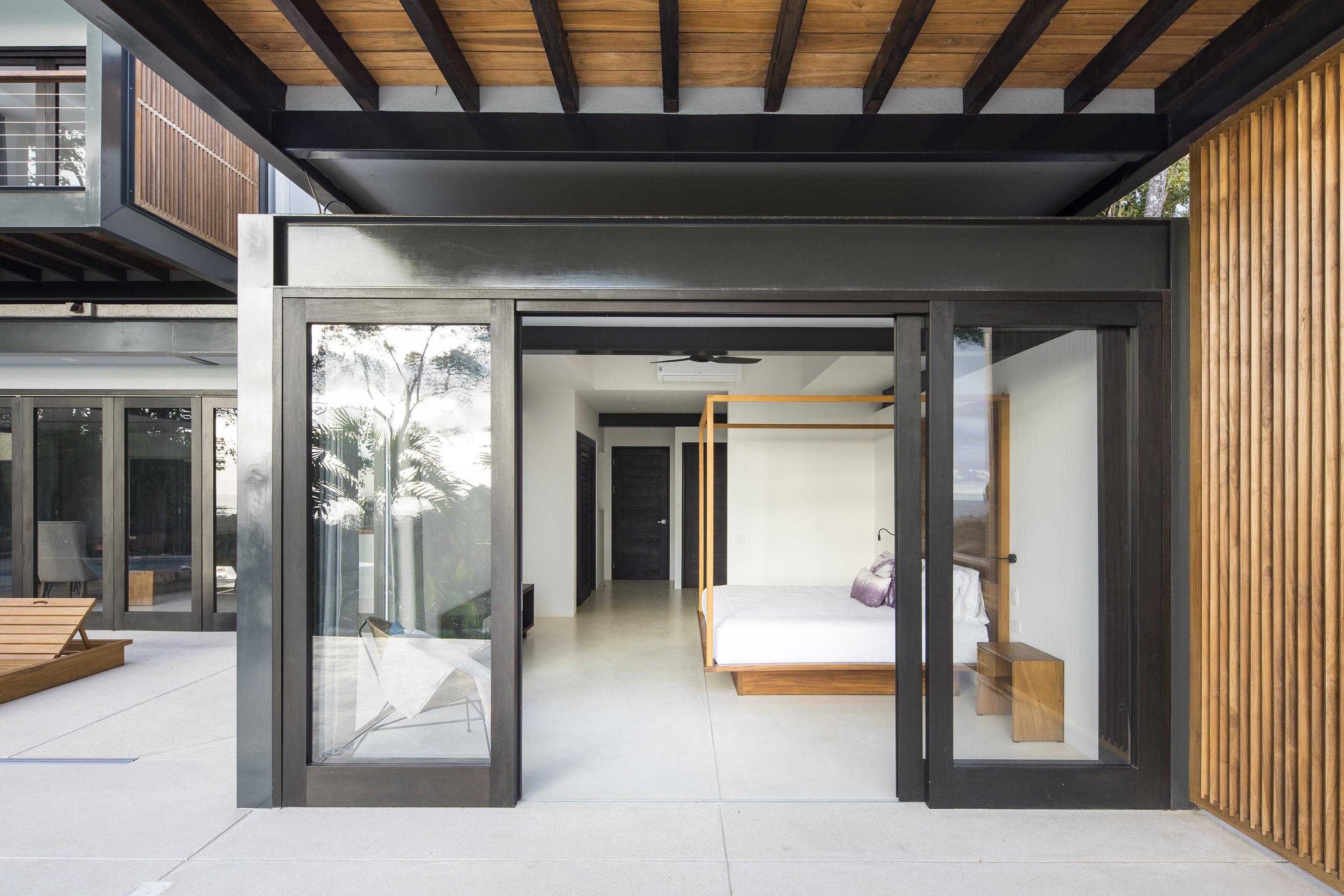 4 bed Single Family Homes For Sale in Santa Teresa, Puntarenas - thumb 11