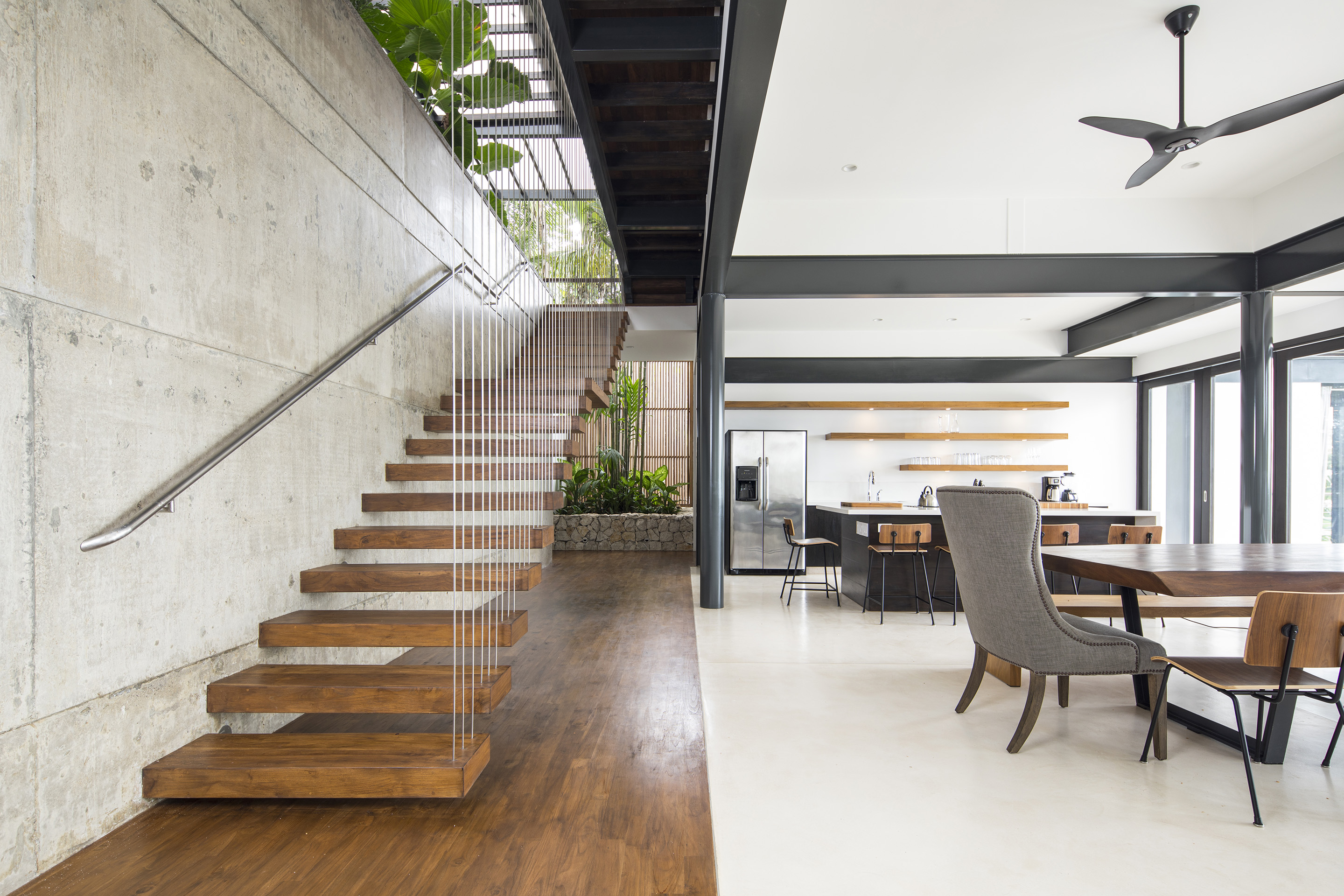 4 bed Single Family Homes For Sale in Santa Teresa, Puntarenas - thumb 4