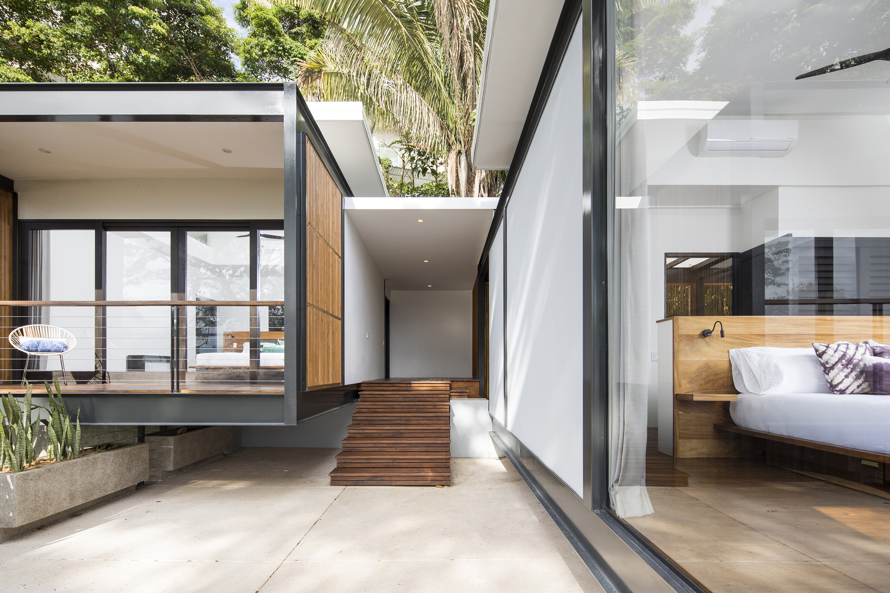 4 bed Single Family Homes For Sale in Santa Teresa, Puntarenas - thumb 6