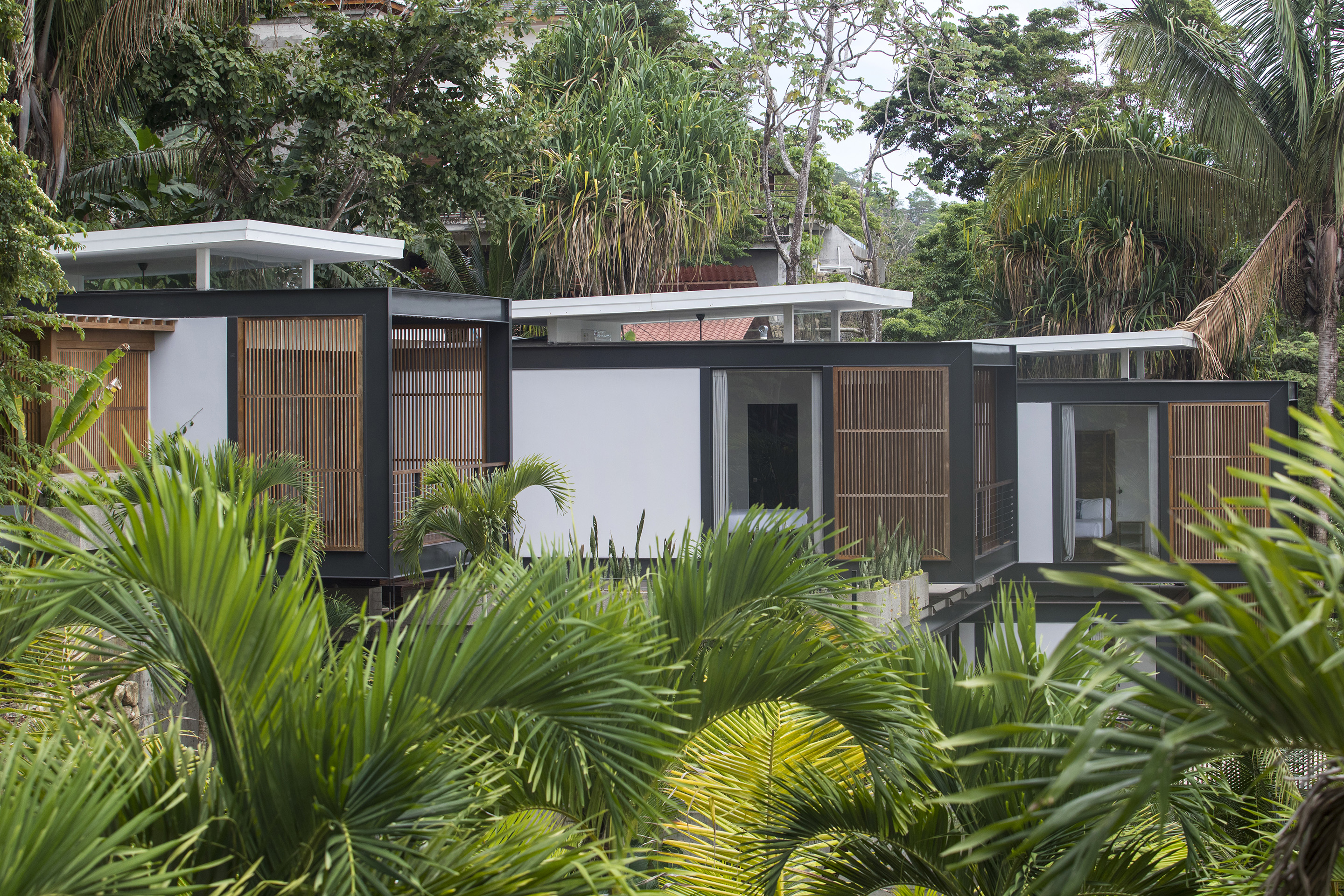 4 bed Single Family Homes For Sale in Santa Teresa, Puntarenas - thumb 21