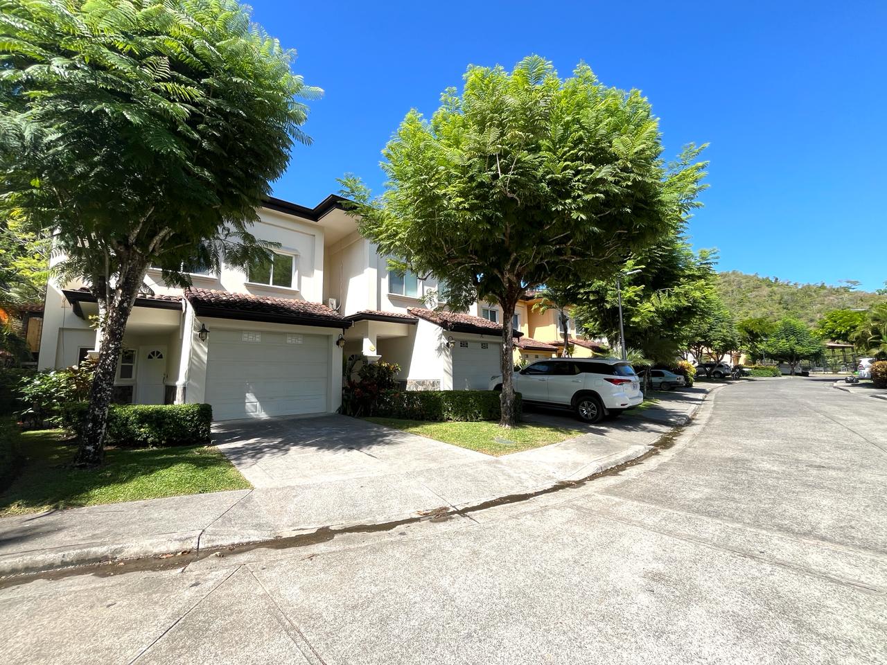 4 bed Single Family Homes For Sale in Jaco, Puntarenas - thumb 1