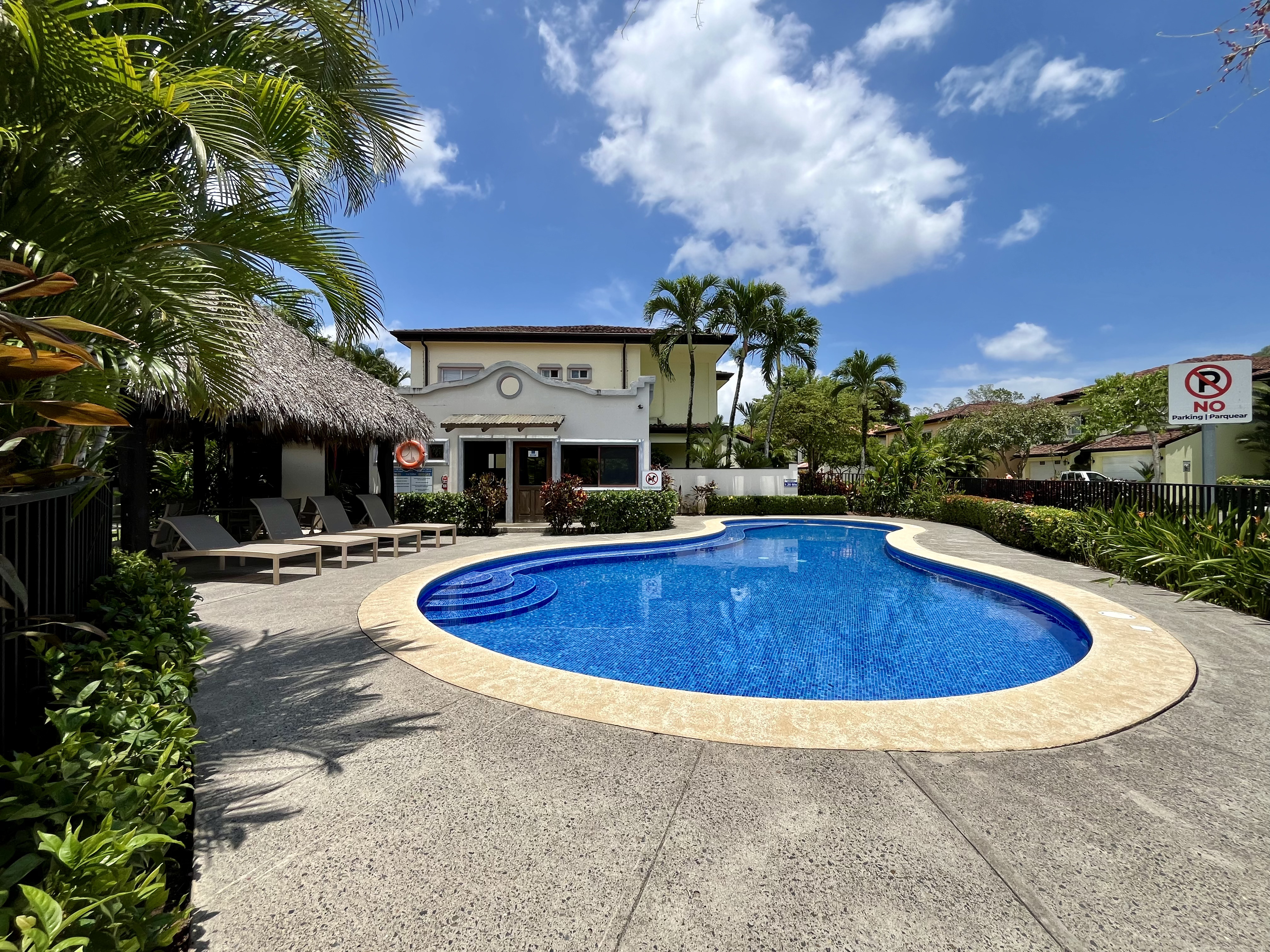 4 bed Single Family Homes For Sale in Jaco, Puntarenas - thumb 25