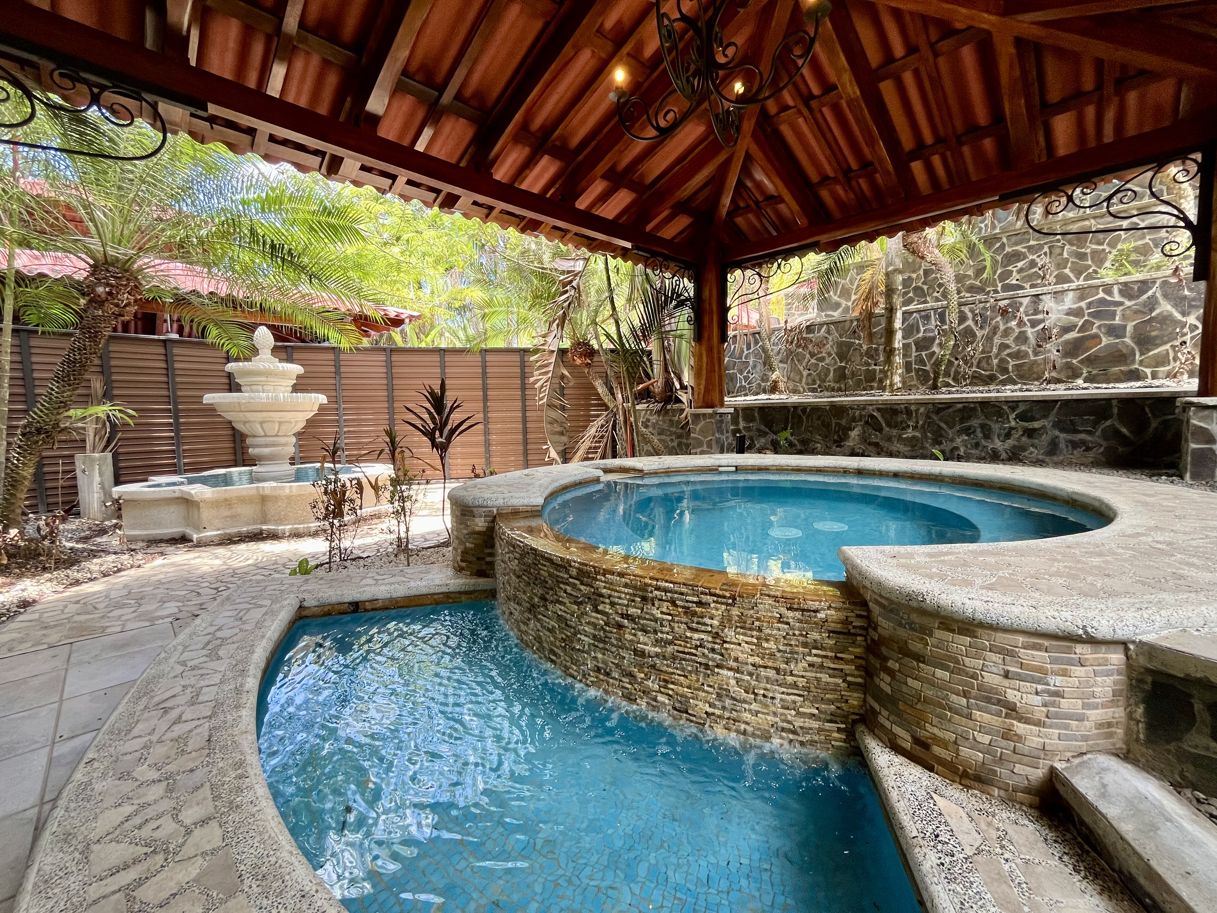 4 bed Single Family Homes For Sale in Jaco, Puntarenas - thumb 23