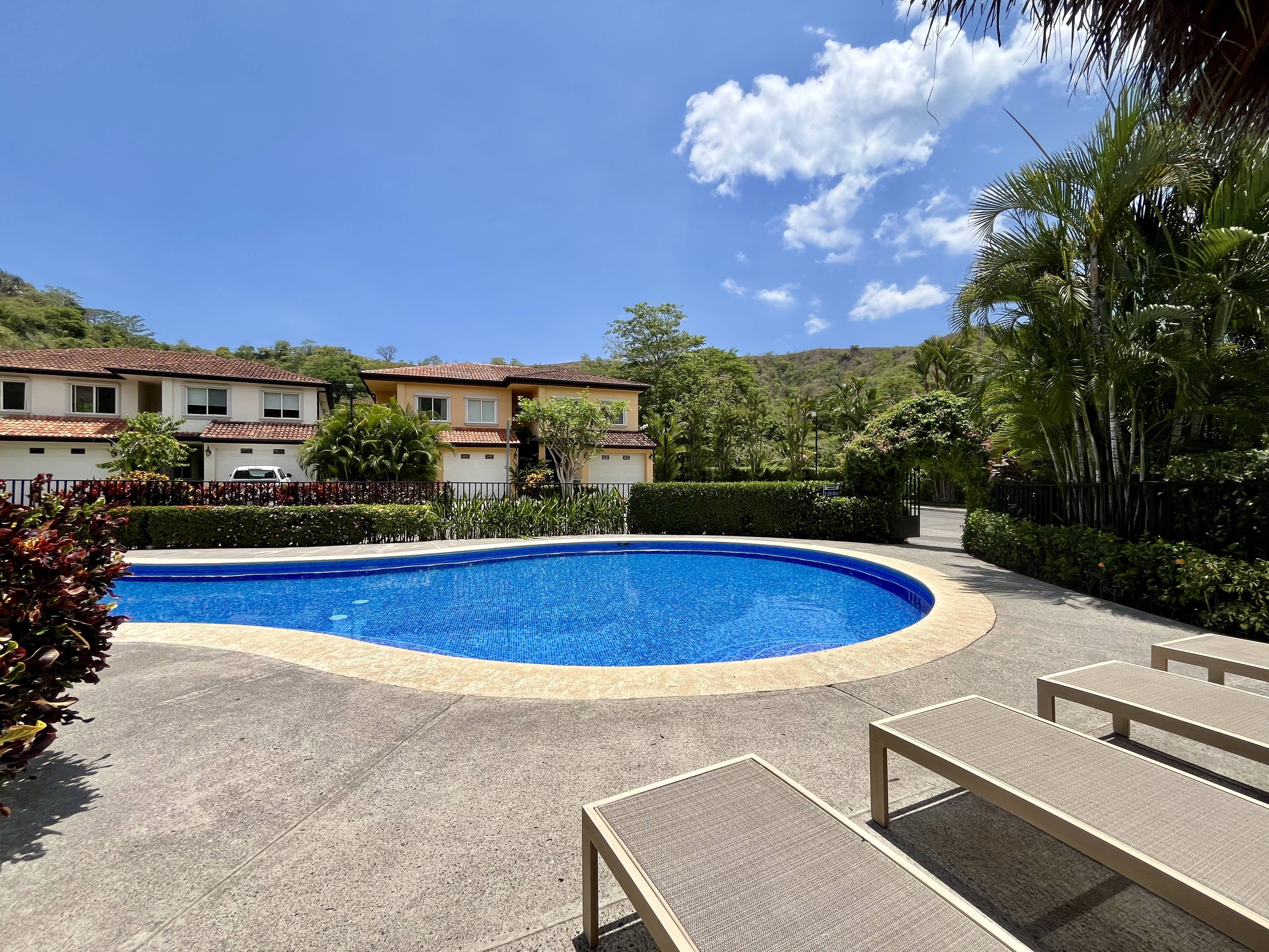 4 bed Single Family Homes For Sale in Jaco, Puntarenas - thumb 29