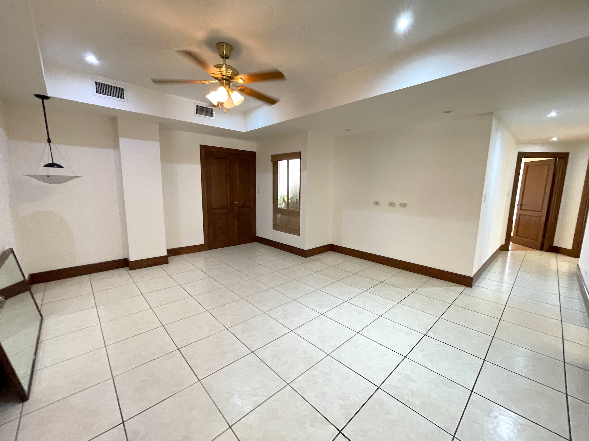 3 bed Apartment For Sale in Escazu, San Jose - thumb 6