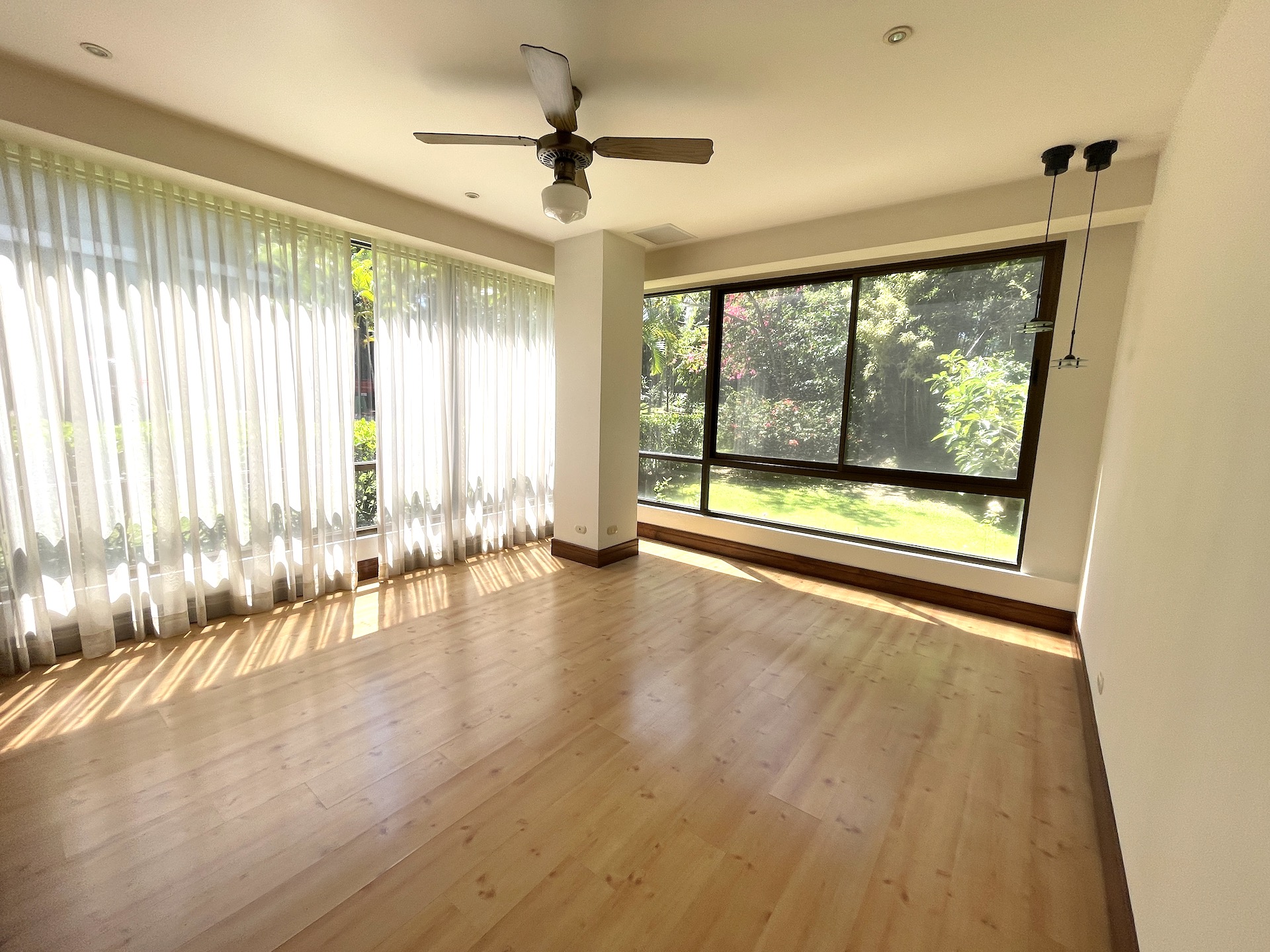 3 bed Apartment For Sale in Escazu, San Jose - thumb 10