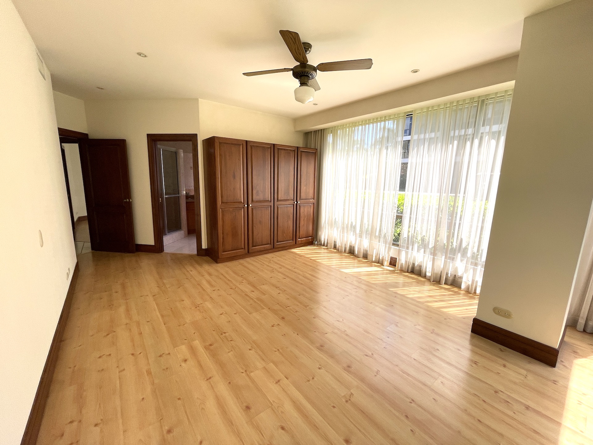 3 bed Apartment For Sale in Escazu, San Jose - thumb 14