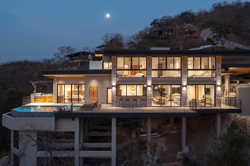 6 bed Single Family Homes For Sale in Playa Grande, Guanacaste - thumb 3