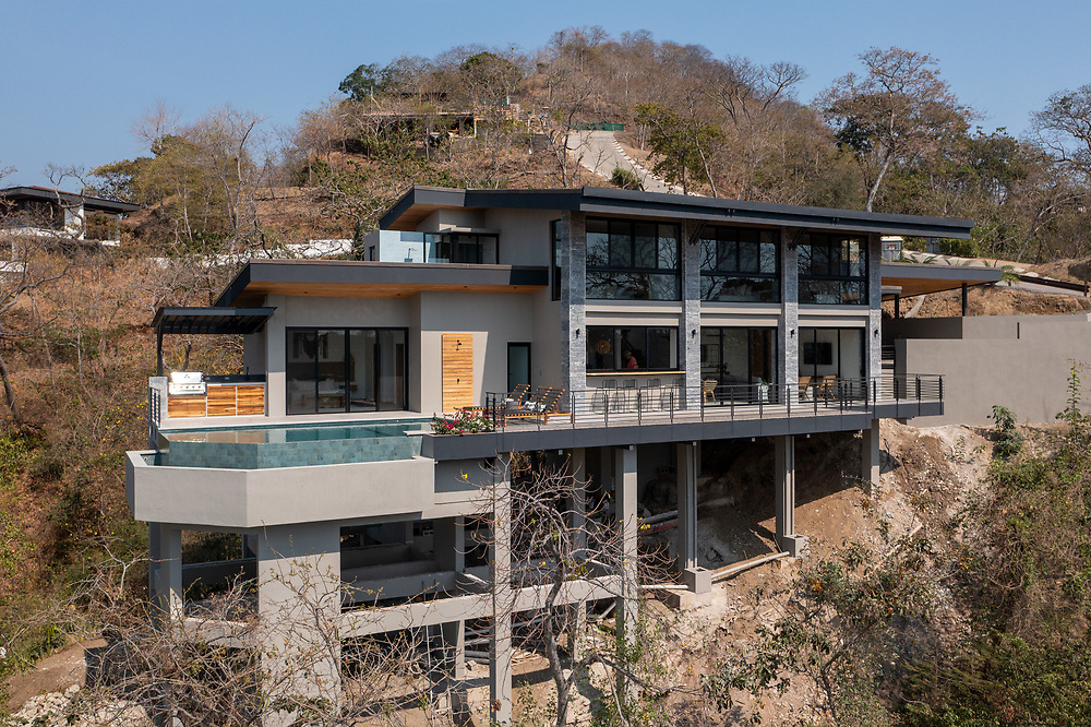 6 bed Single Family Homes For Sale in Playa Grande, Guanacaste - thumb 4