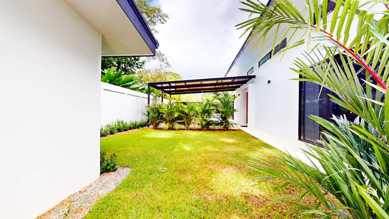 3 bed Single Family Homes For Sale in Uvita, Puntarenas - thumb 24