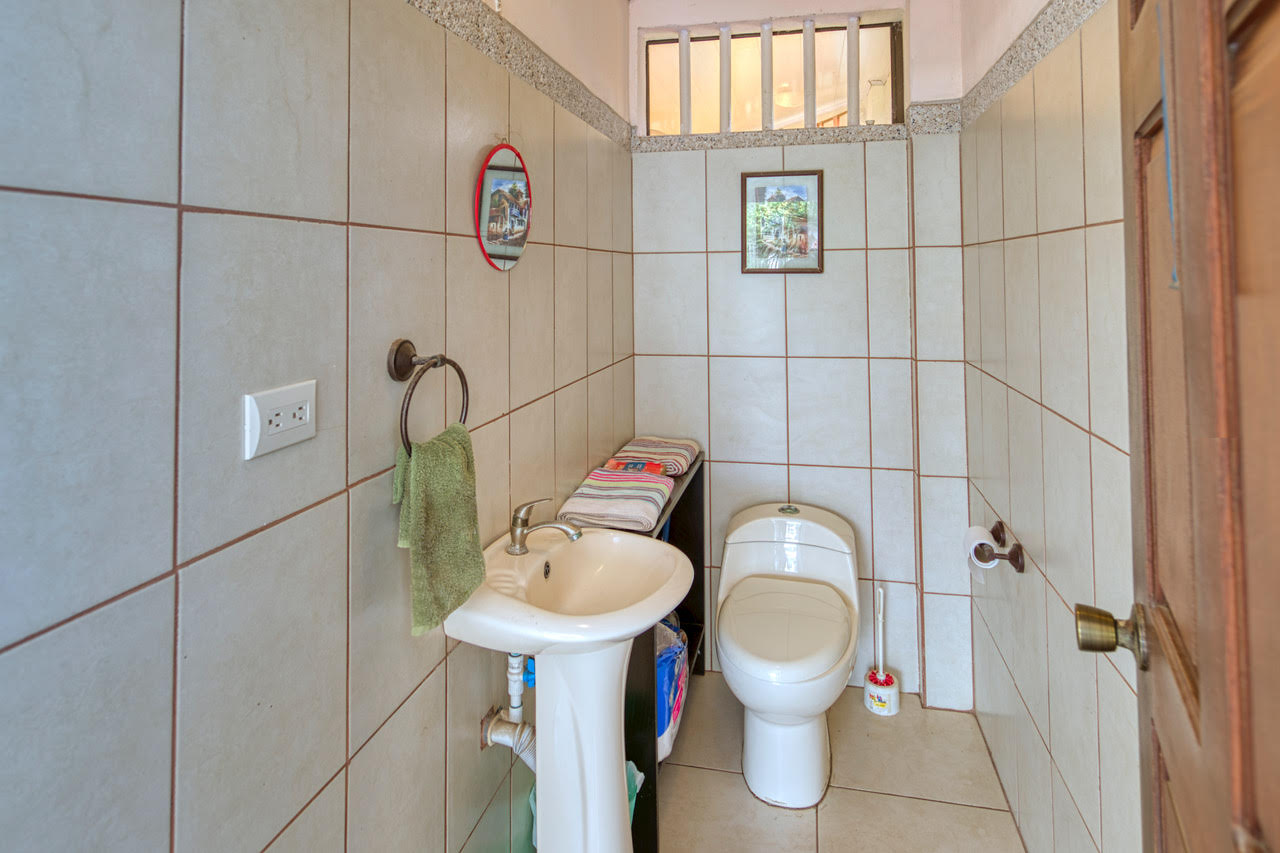 3 bed Single Family Homes For Sale in Playa Bandera, Puntarenas - thumb 17