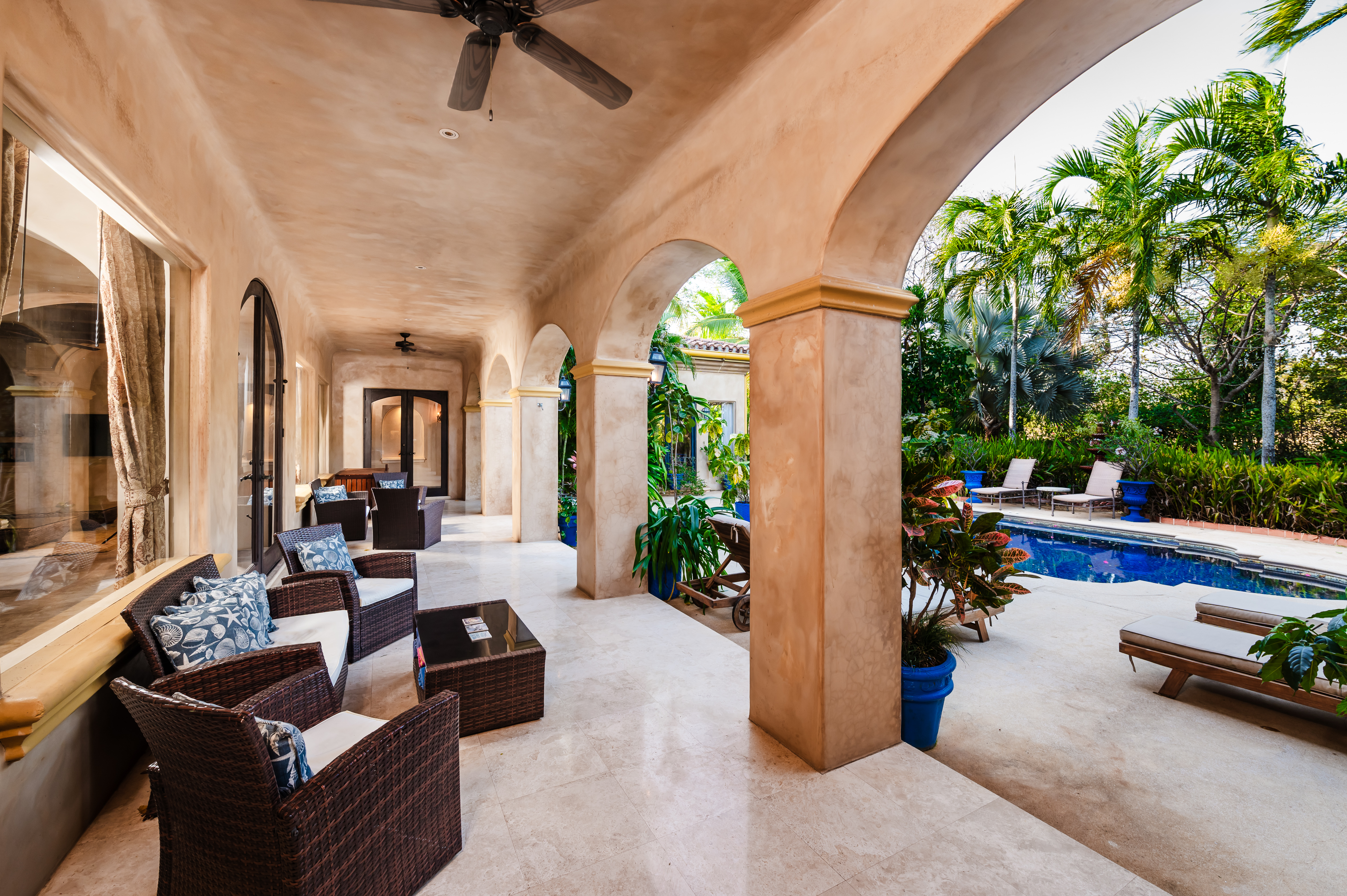 6 bed Single Family Homes For Sale in Tamarindo, Guanacaste - thumb 9