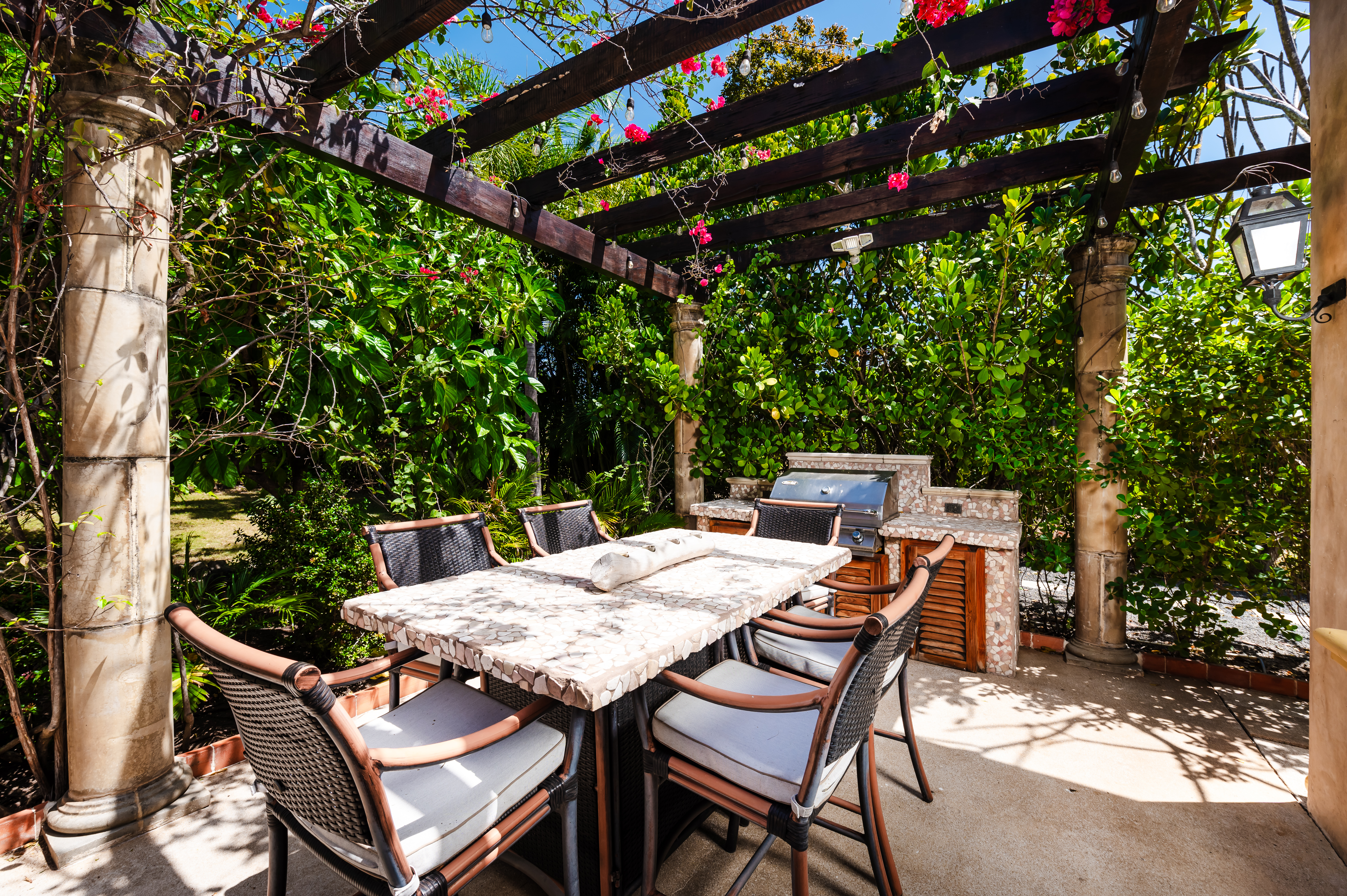 6 bed Single Family Homes For Sale in Tamarindo, Guanacaste - thumb 10