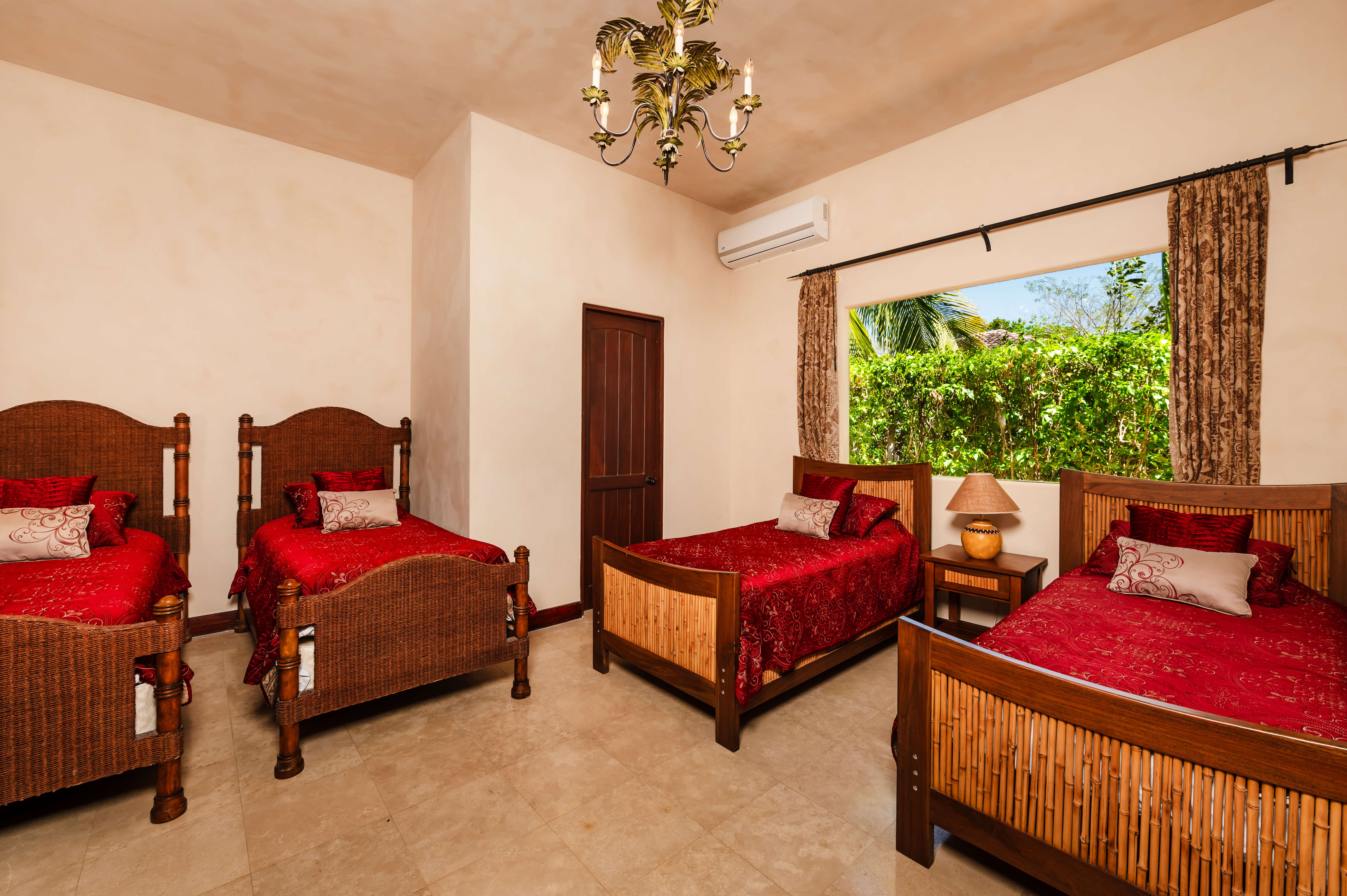 6 bed Single Family Homes For Sale in Tamarindo, Guanacaste - thumb 20