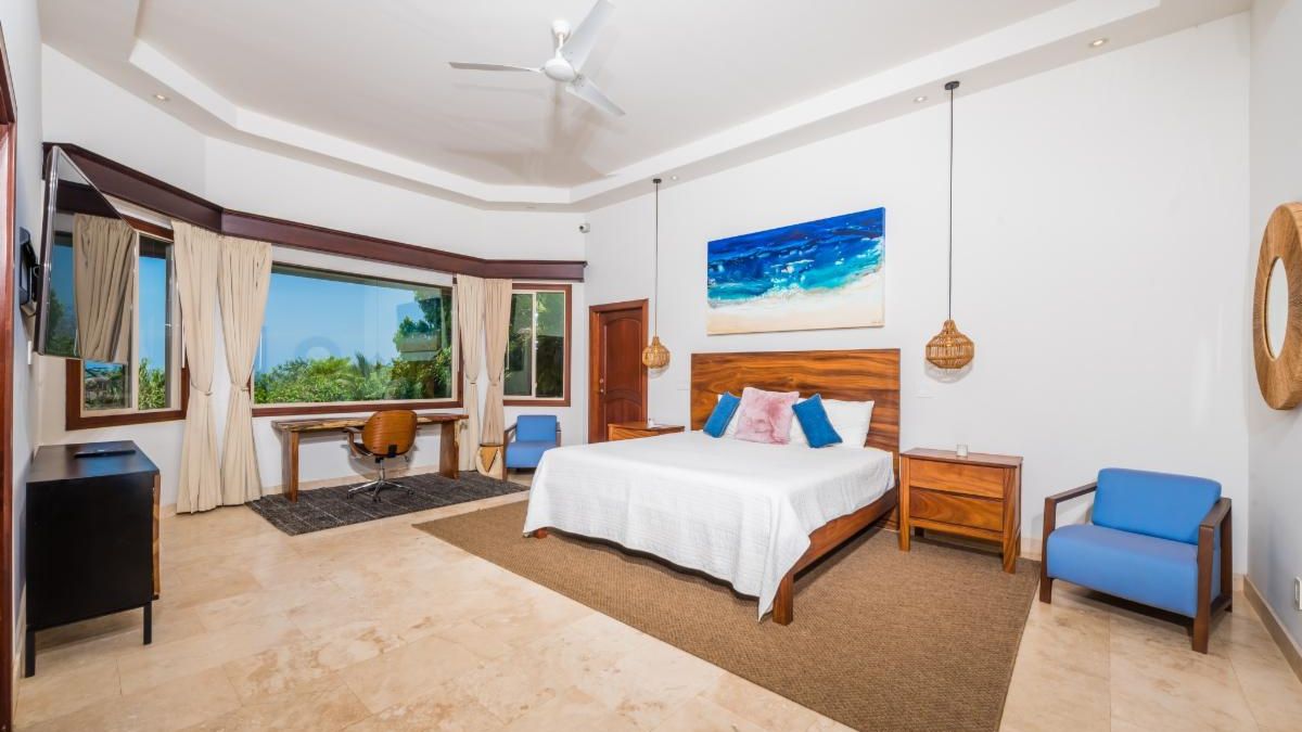 4 bed Single Family Homes For Sale in Playa Flamingo, Guanacaste - thumb 6