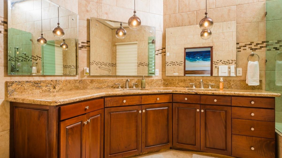 4 bed Single Family Homes For Sale in Playa Flamingo, Guanacaste - thumb 8