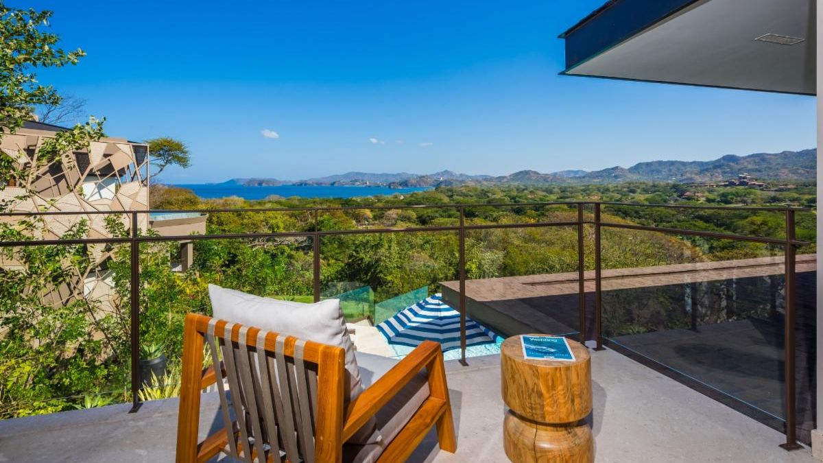 4 bed Single Family Homes For Sale in Playa Conchal, Guanacaste - thumb 7