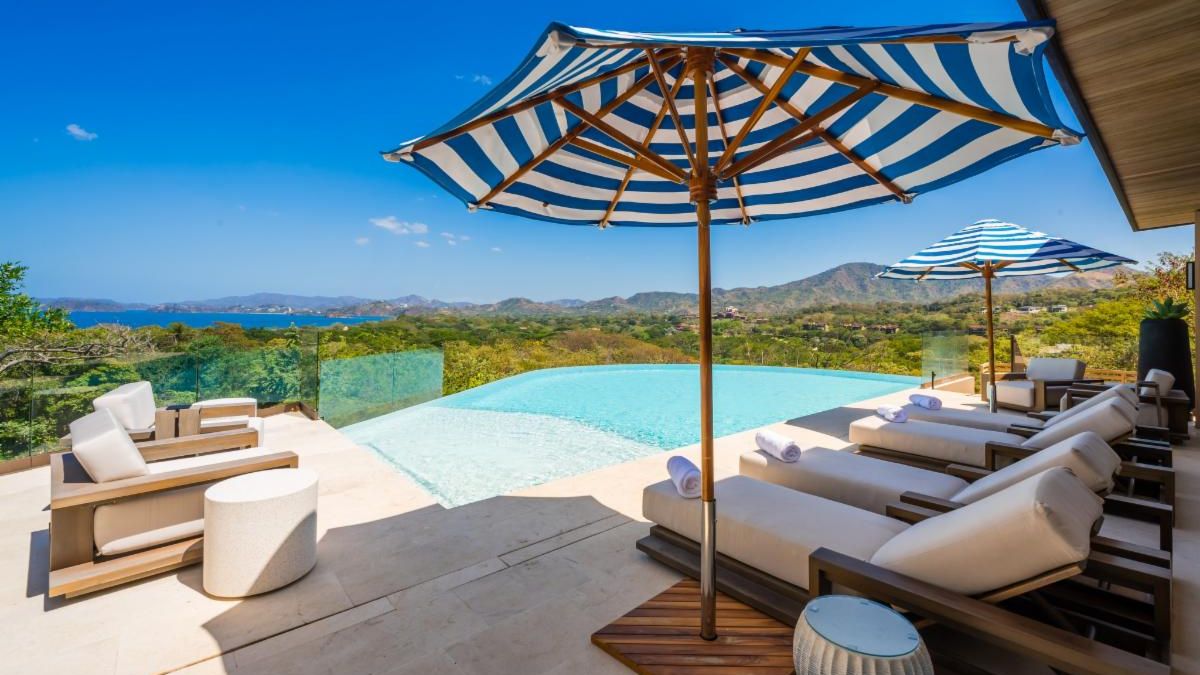 4 bed Single Family Homes For Sale in Playa Conchal, Guanacaste - thumb 2