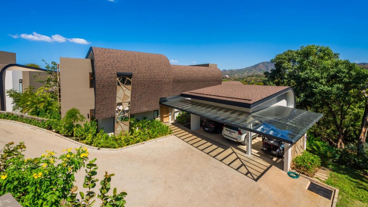 4 bed Single Family Homes For Sale in Playa Conchal, Guanacaste - thumb 12