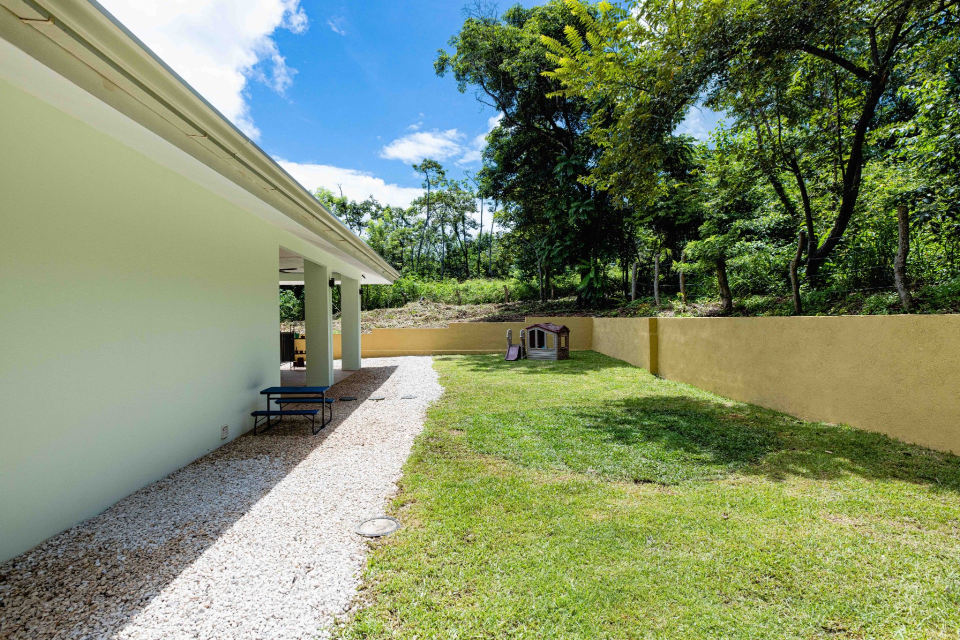 3 bed Single Family Homes For Sale in Playa Grande, Guanacaste - thumb 17