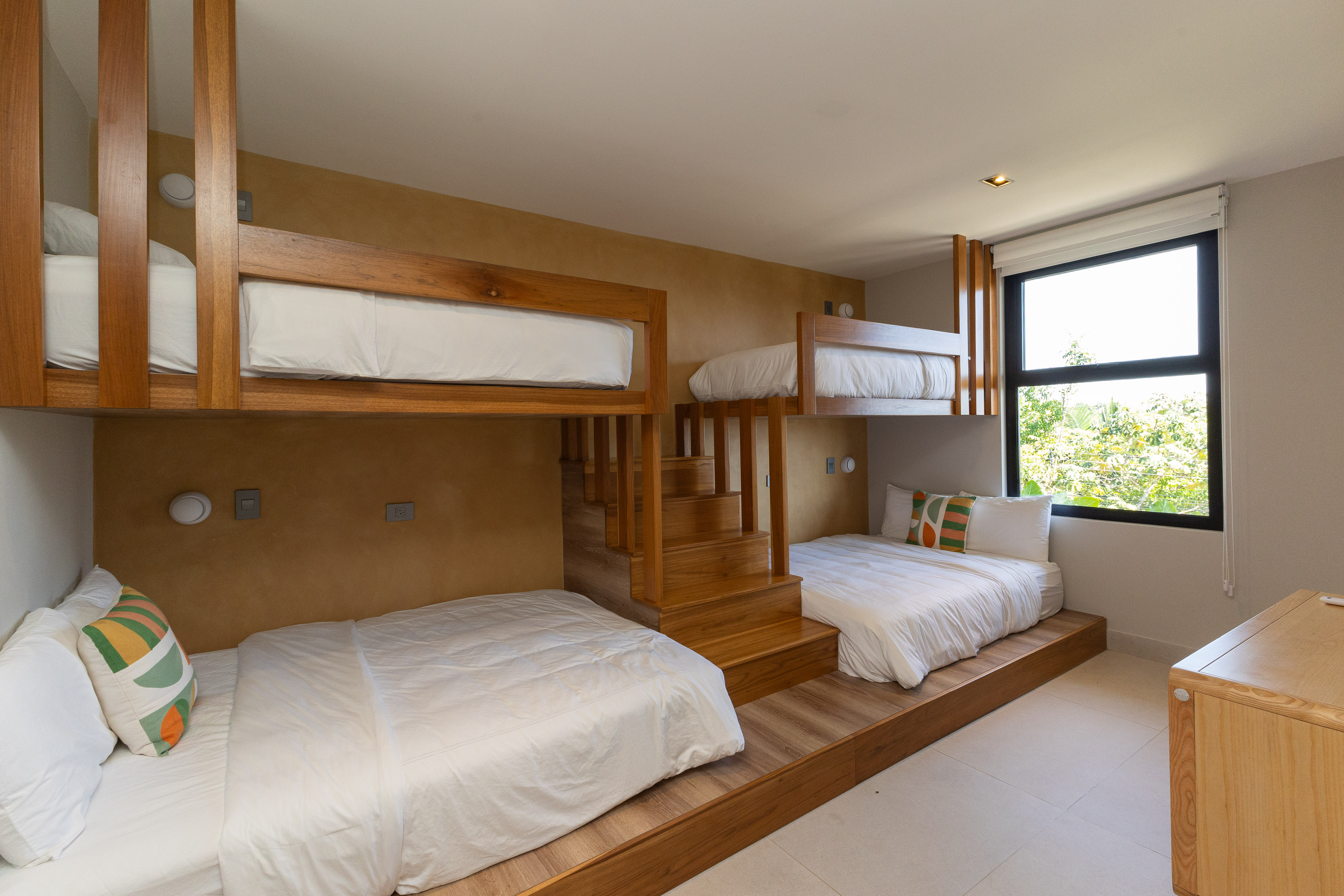 6 bed Single Family Homes For Sale in Manuel Antonio, Puntarenas - thumb 28