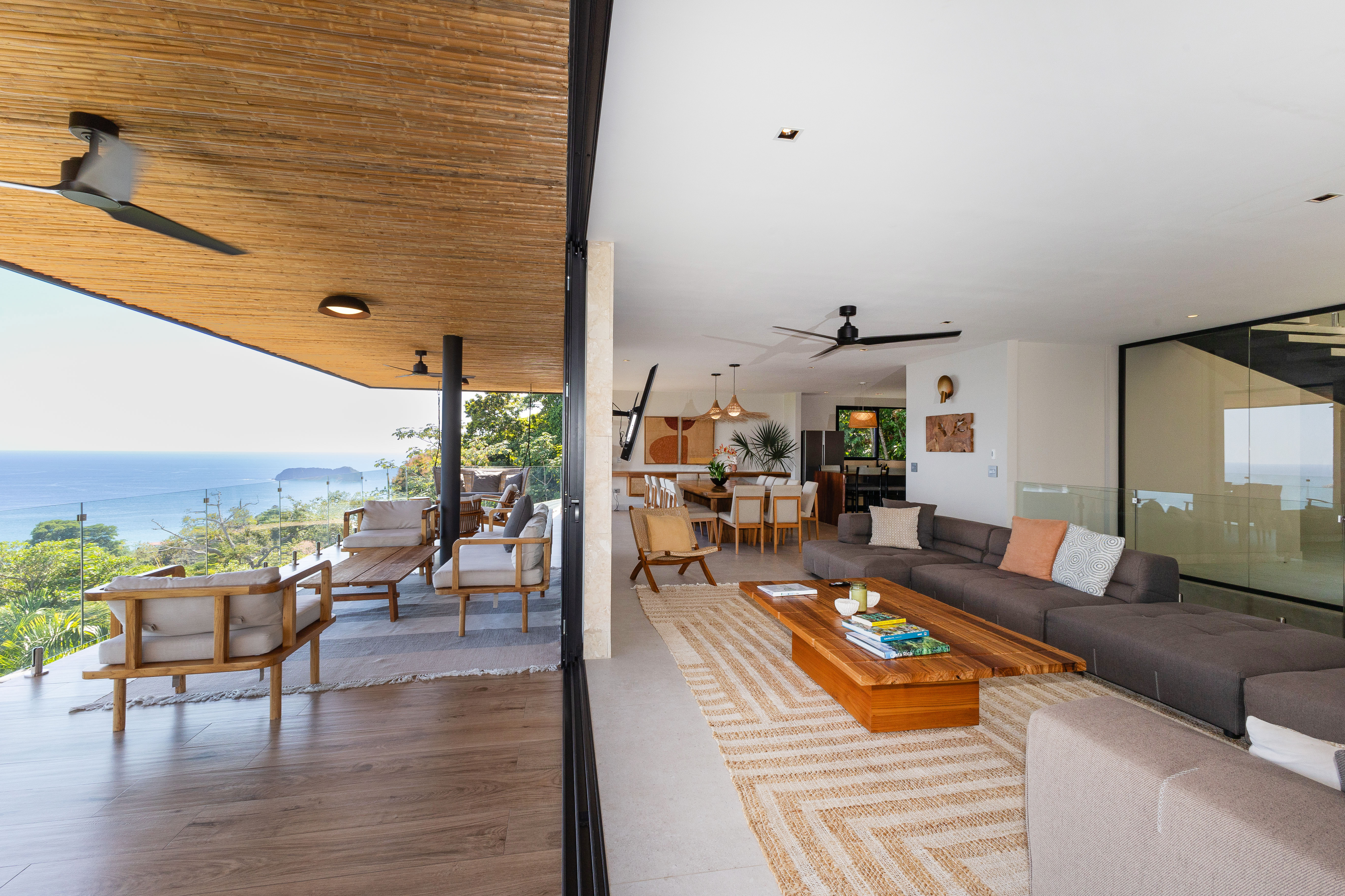 6 bed Single Family Homes For Sale in Manuel Antonio, Puntarenas - thumb 9