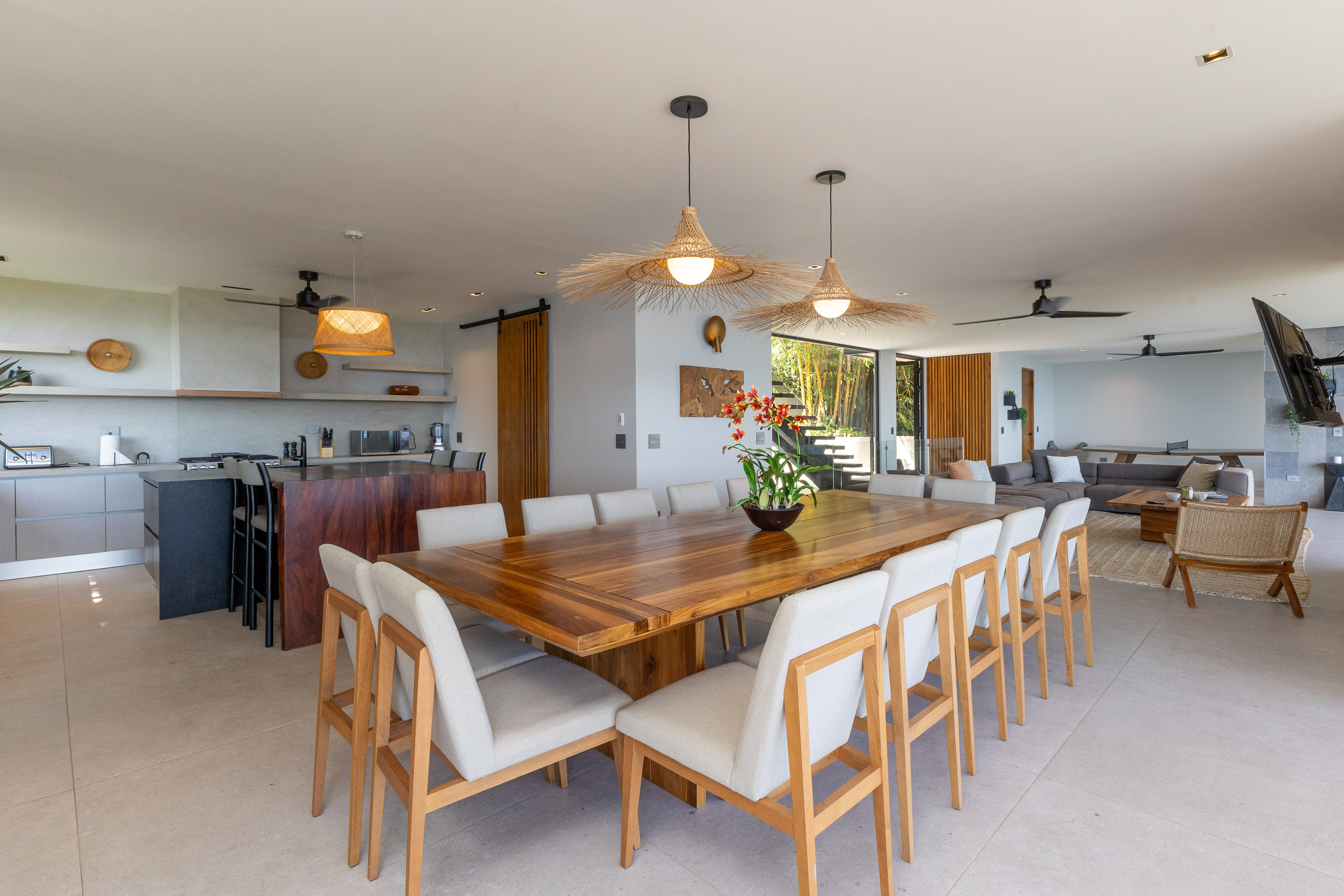 6 bed Single Family Homes For Sale in Manuel Antonio, Puntarenas - thumb 16